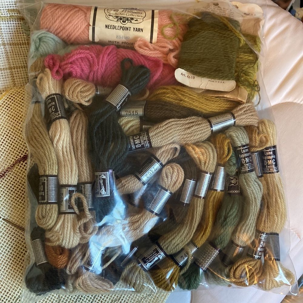 Vintage Tapestry Wool, Book and Template Size ONE SIZE - 4 Thumbnail
