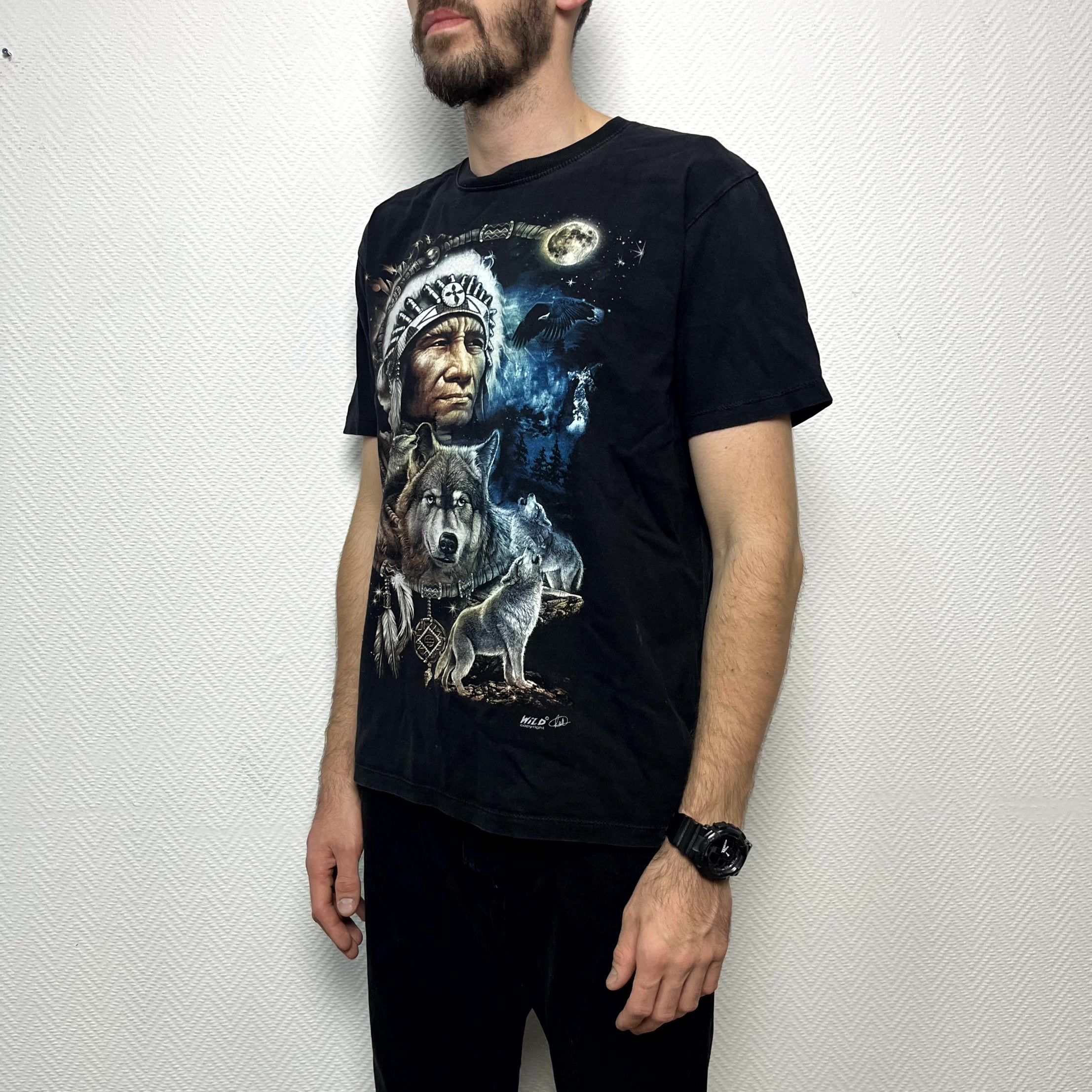 Vintage Vintage WILD Black T Shirt Dream Catcher Wolf 90s Size M Size US L / EU 52-54 / 3 - 12 Thumbnail