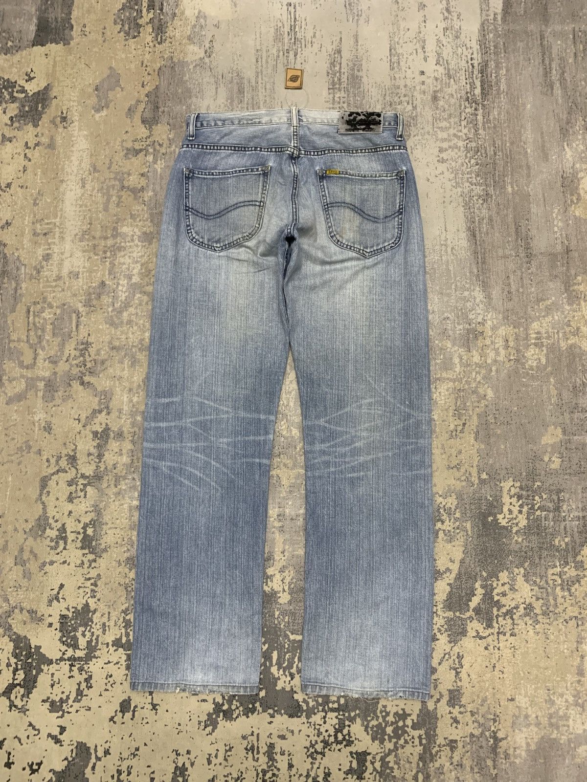Japanese Brand Vintage Lee Rusty Distressed Regular Straight Jeans Size US 32 / EU 48 - 8 Thumbnail