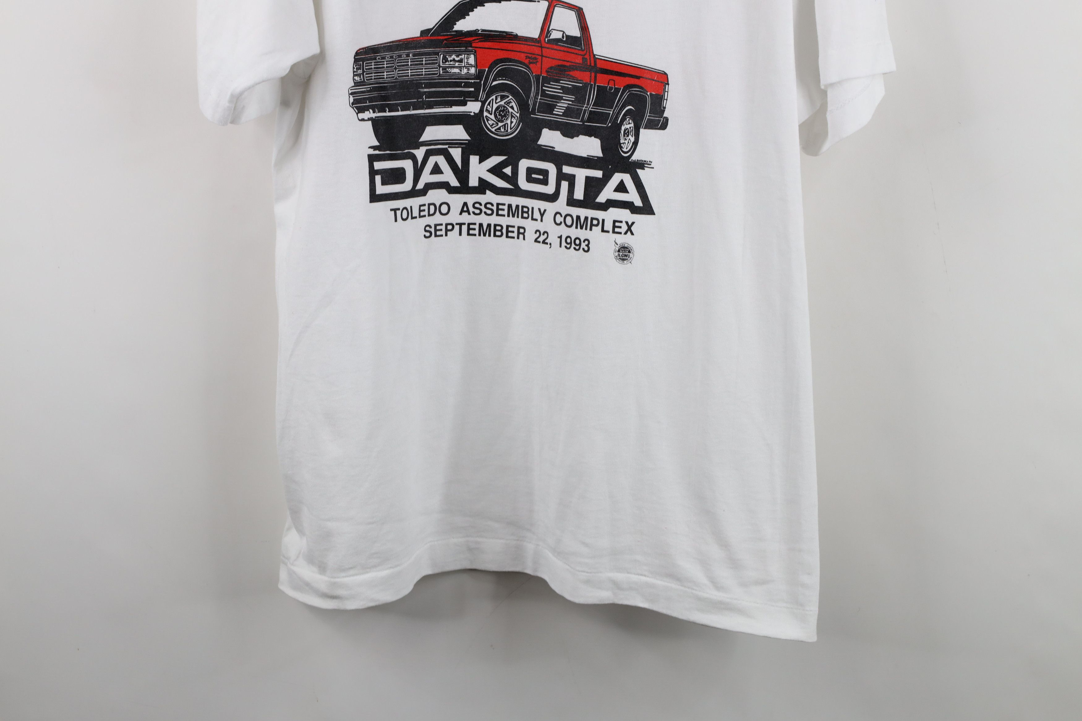 Vintage Vintage 90s Dakota Sport Truck Short Sleeve T-Shirt USA Size US XL / EU 56 / 4 - 3 Thumbnail