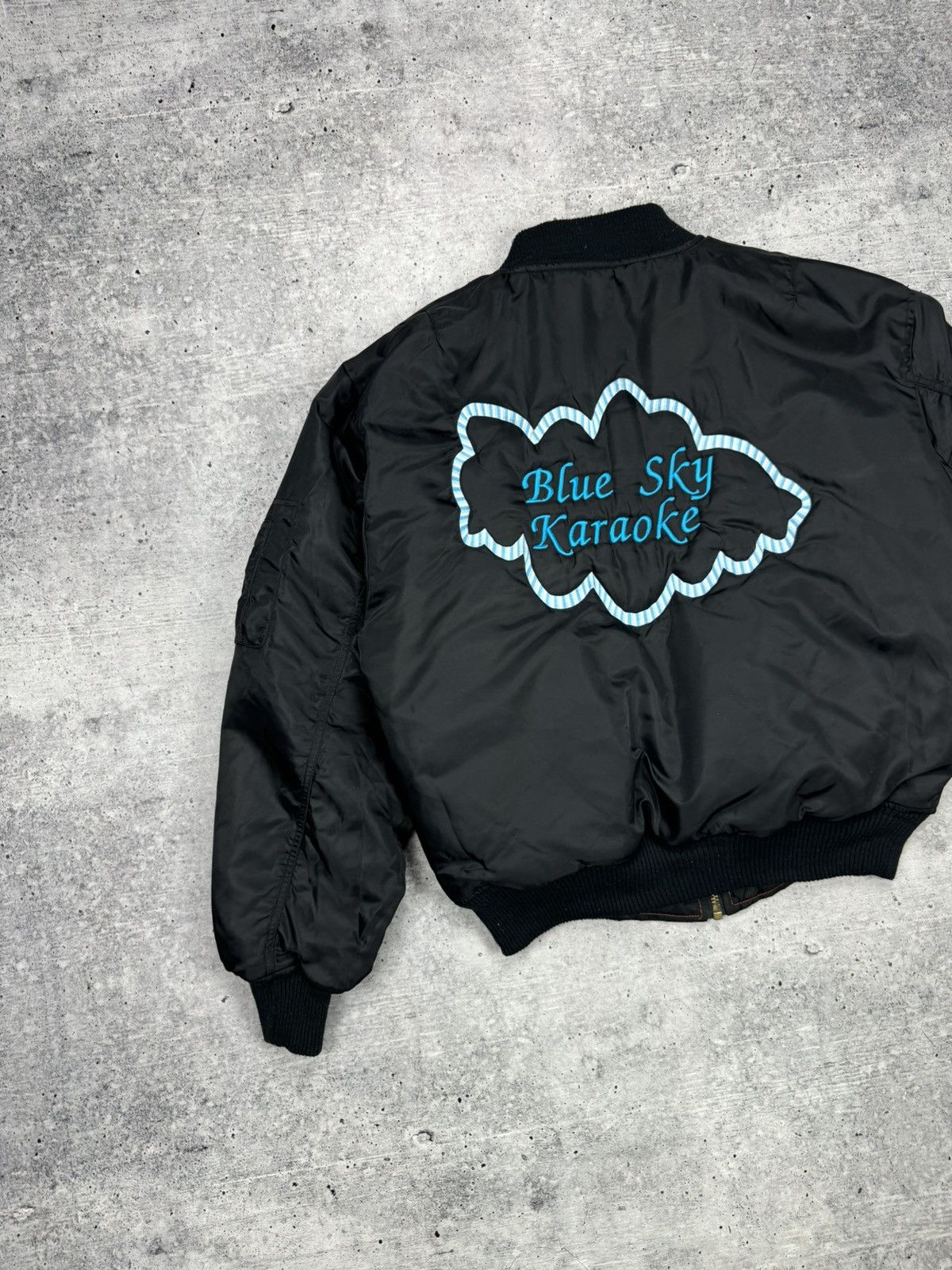 Vintage Vintage MA1 Bomber Jacket Big Logo Blue Sky Karaoke 90’s Y2K Size US L / EU 52-54 / 3 - 14 Thumbnail