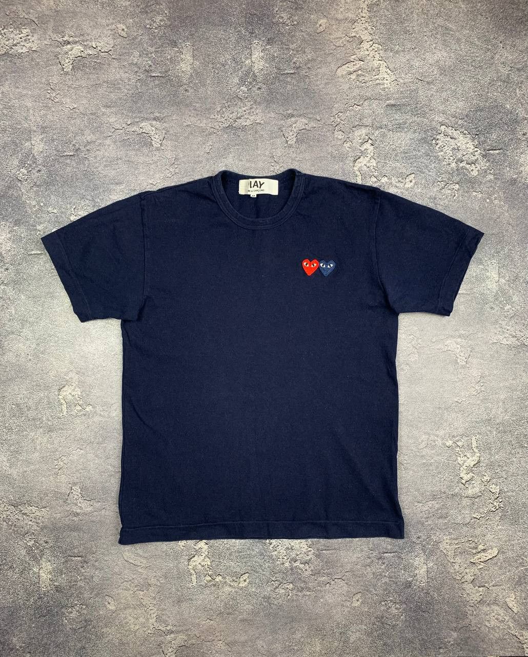 Comme des Garcons Comme des Garçons PLAY Navy Blue Double Heart Patch Japan Size US M / EU 48-50 / 2 - 1 Thumbnail