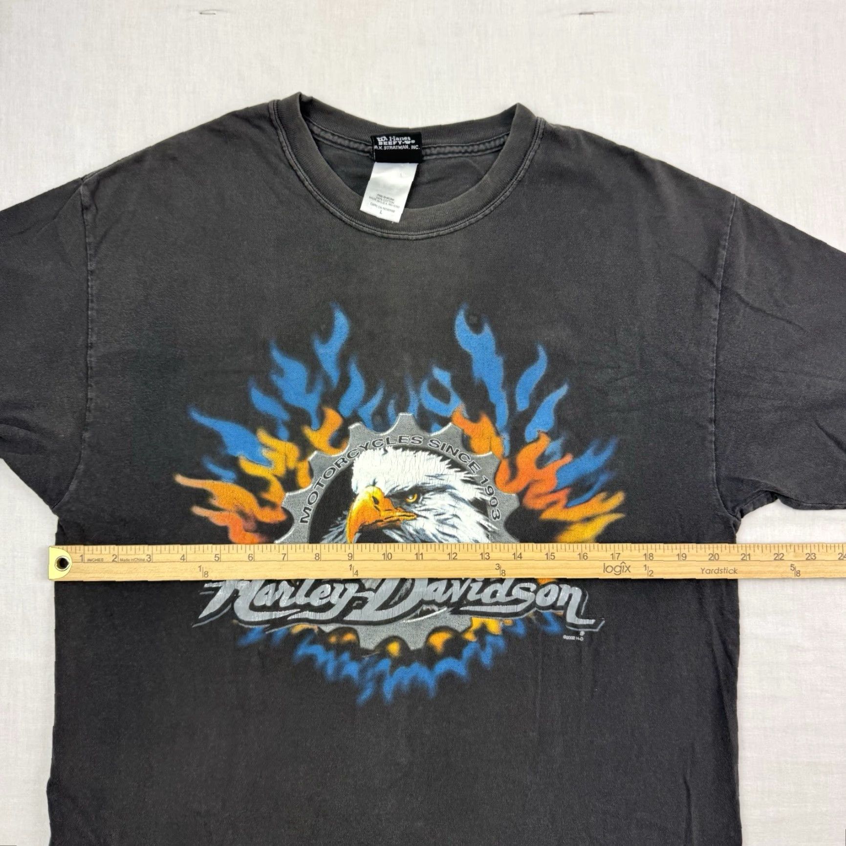 Harley Davidson VINTAGE Harley-Davidson T-Shirt Adult Large Black Eagle Flames Biker Hipster Y2K Mens T-Shirt 90s/2000s Size US L / EU 52-54 / 3 - 7 Thumbnail