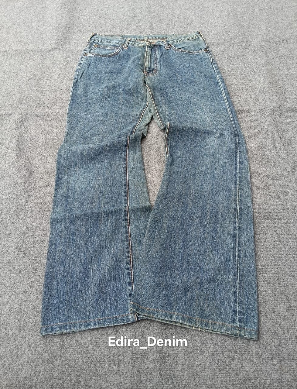 Wrangler Flare Vintage Wrangler Denim jeans. Size US 31 - 1 Thumbnail