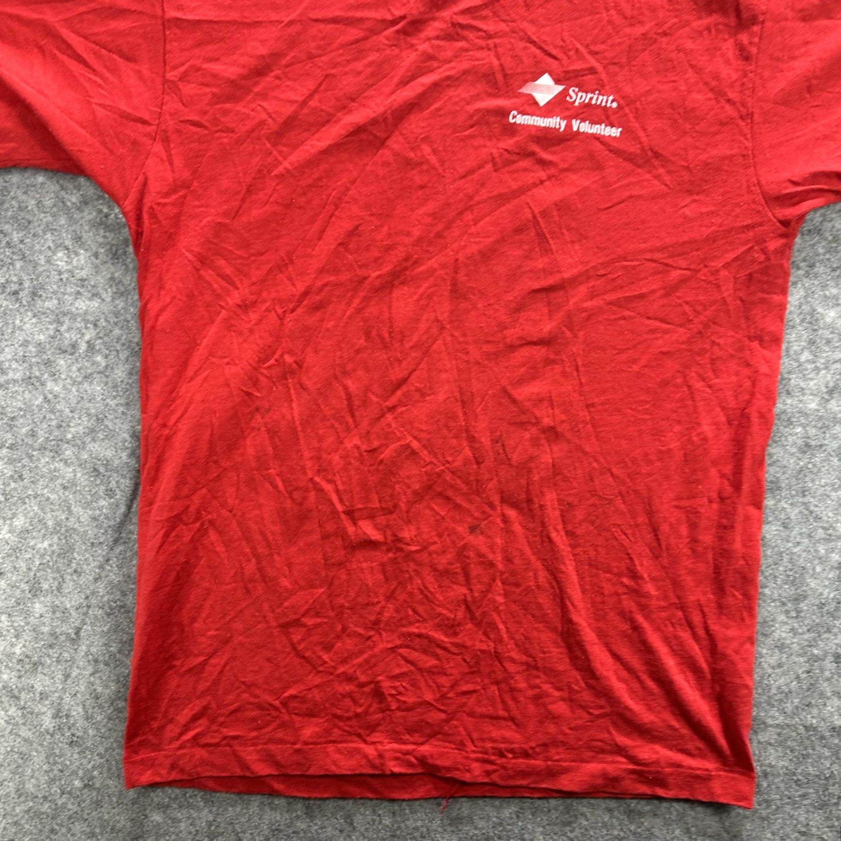 Fruit Of The Loom VINTAGE Sprint Shirt Mens Medium Red Community Volunteer Cares! Tee Made USA 90s Size US M / EU 48-50 / 2 - 4 Thumbnail