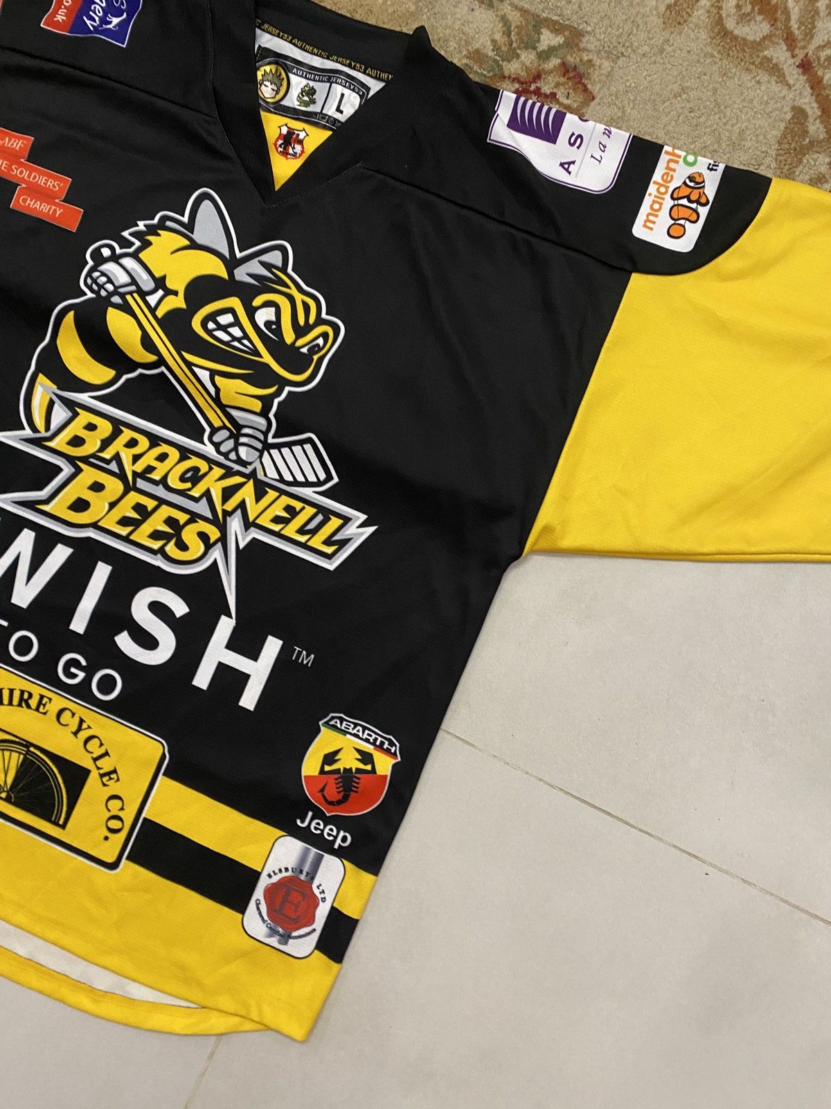 Other Bracknell Bees Jersey!RARE!team jersey53 Size US L / EU 52-54 / 3 - 8 Thumbnail