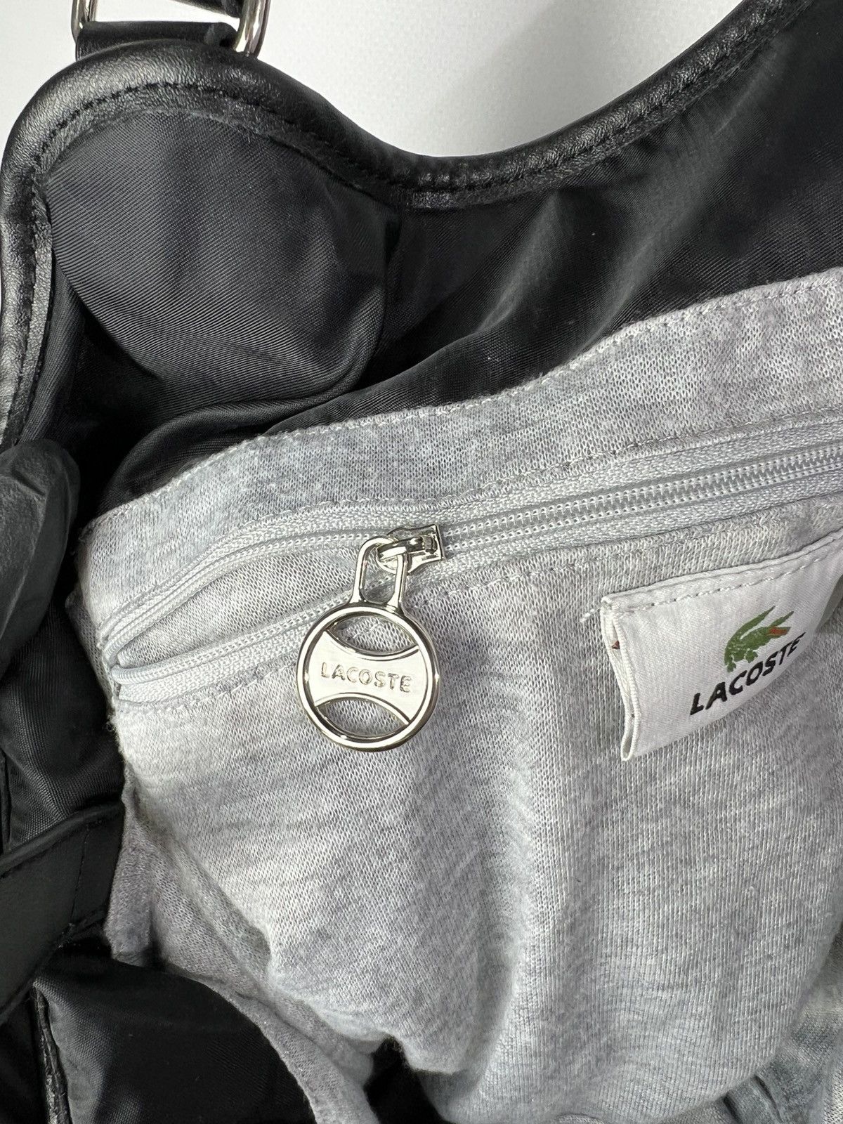 Lacoste Vintage streetwear sportswear y2k sk8 hype Lacoste Bag Size ONE SIZE - 7 Thumbnail