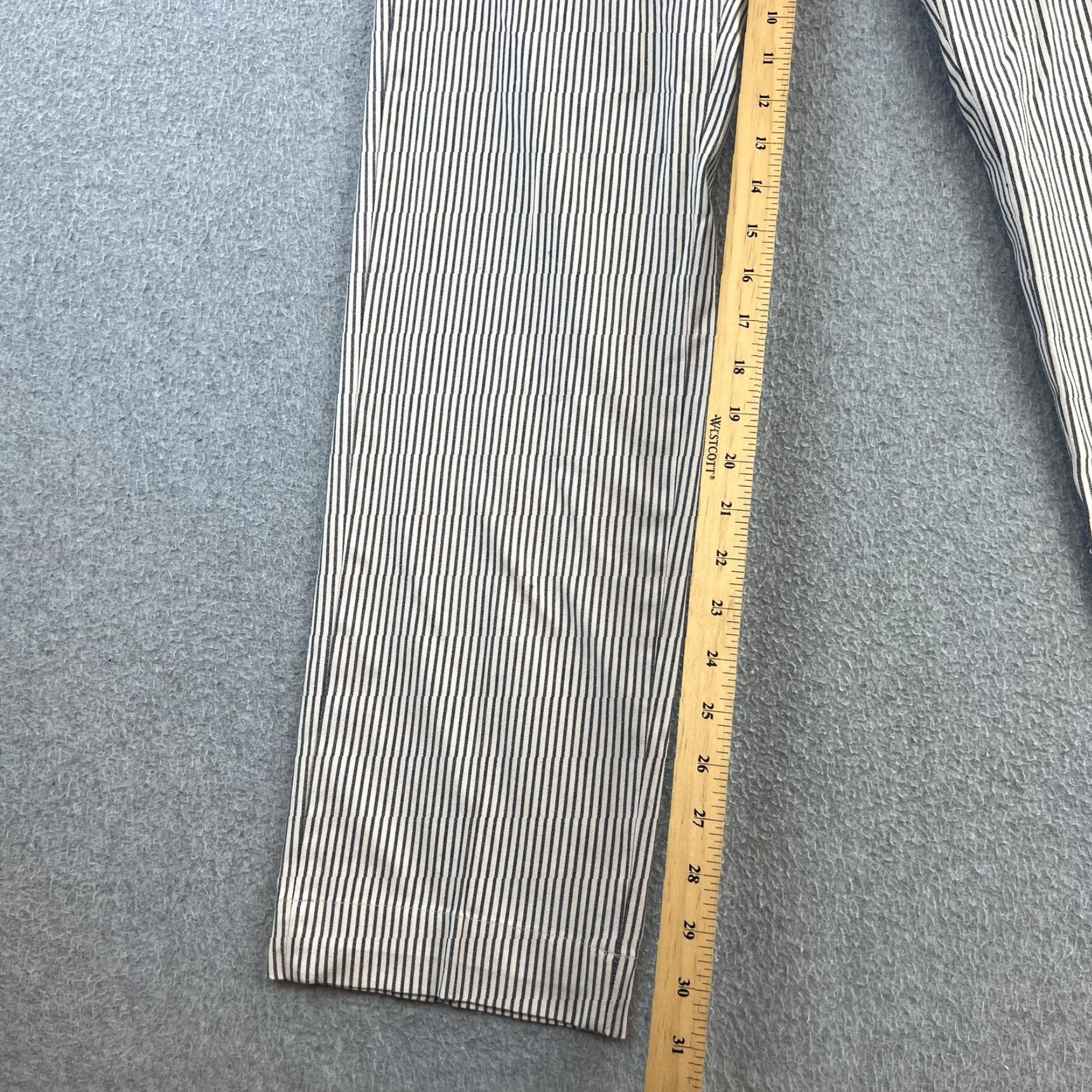 Brooks Brothers VINTAGE Brooks Brothers Red Fleece Pants Mens 35x34 White Navy Striped Classic Size US 35 - 3 Thumbnail