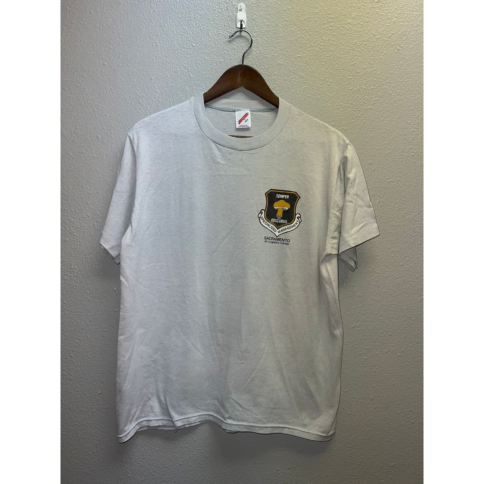 Jerzees Vintage Semper Shirt En Obscurus Specialized Air Logistics Size US L / EU 52-54 / 3 - 1 Thumbnail