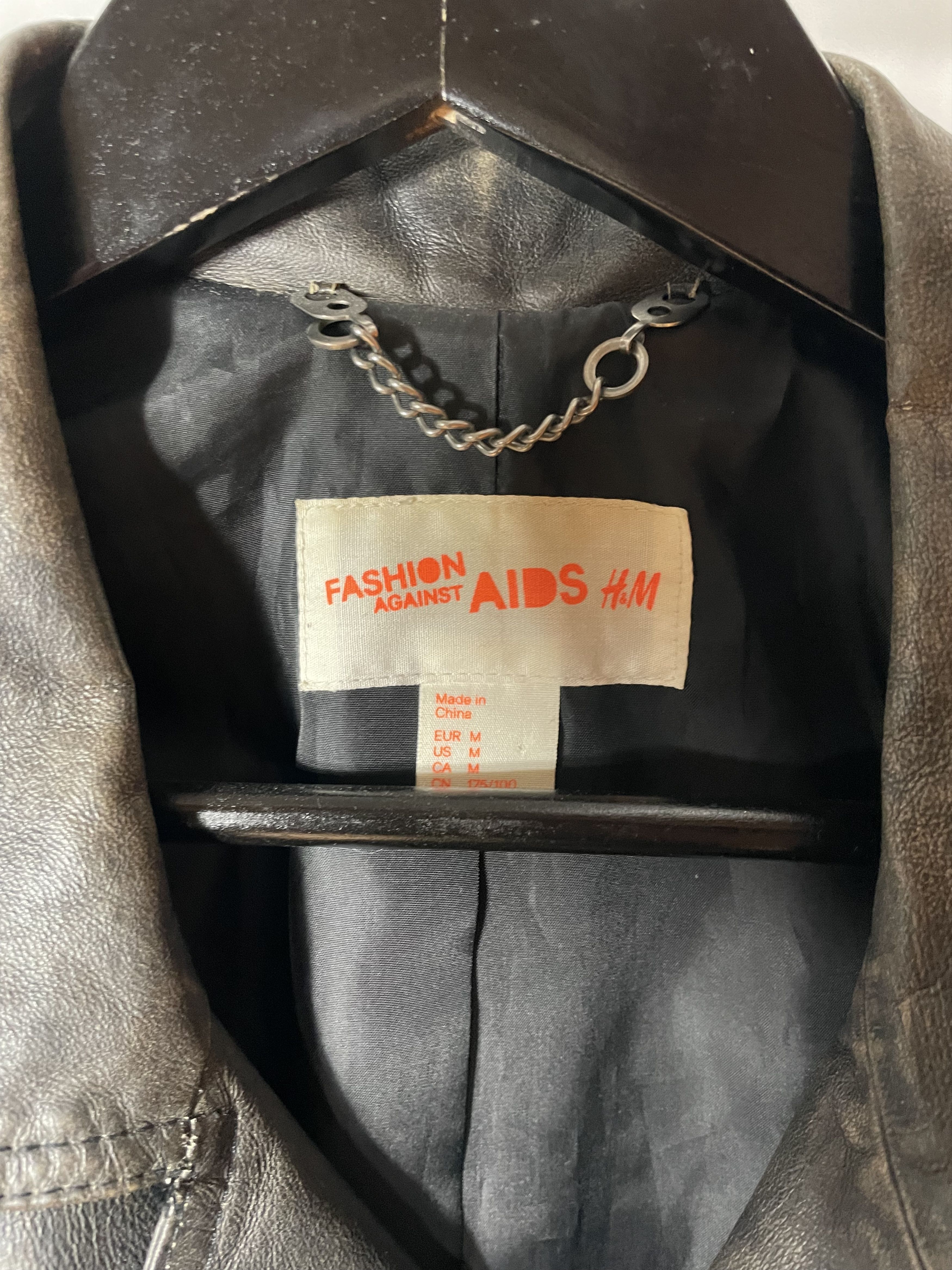 H&M × Vintage H&M x Fashion Against Aids Leather Jacket Size US L / EU 52-54 / 3 - 7 Thumbnail
