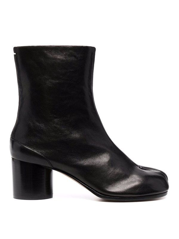image of Maison Margiela O1W1Db11123 Ankle Boots In Black, Men's