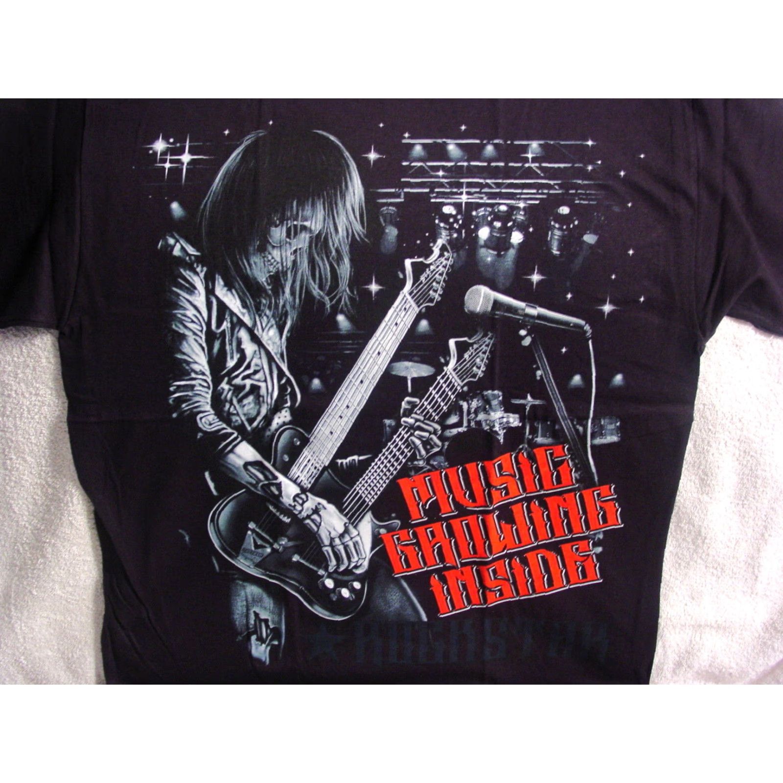 Vintage SKELETON PLAYING GUITAR GRAPHIC T-SHIRT XL BLACK MUSIC THEME Mens Size US XL / EU 56 / 4 - 2 Thumbnail