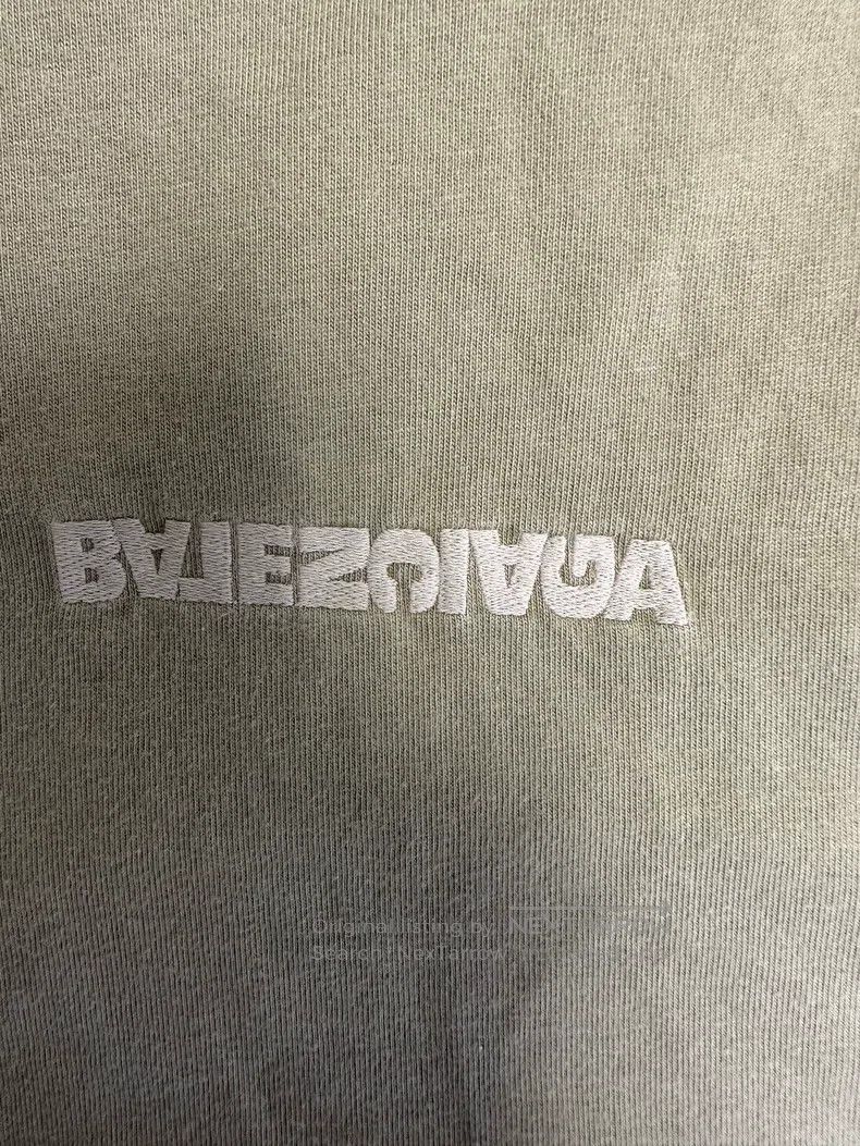 Balenciaga Balenciaga Letter Embroidered Crew Neck Short Sleeve Size US M / EU 48-50 / 2 - 3 Thumbnail