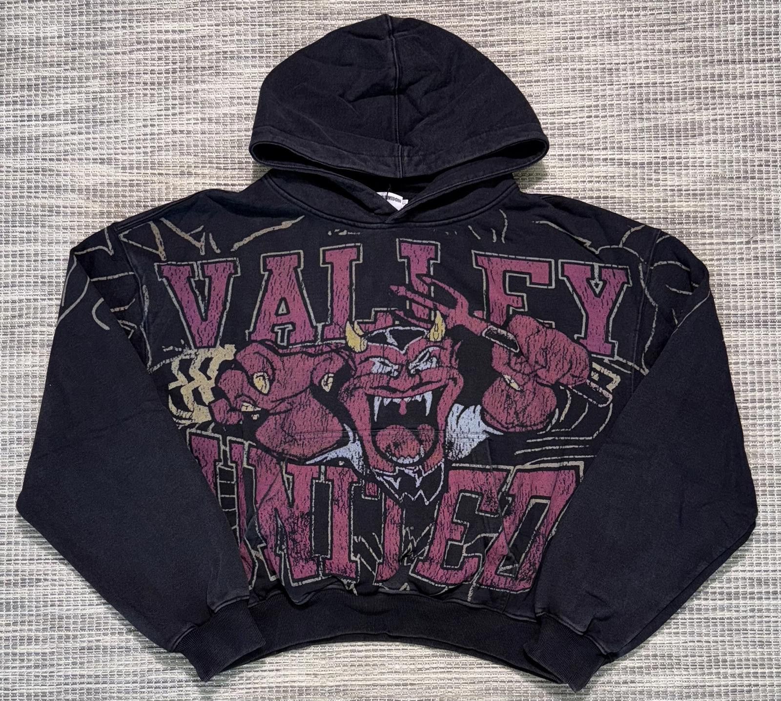 Vale Vale Forever Valley Mascot Pullover Hoodie Size US L / EU 52-54 / 3 - 1 Thumbnail