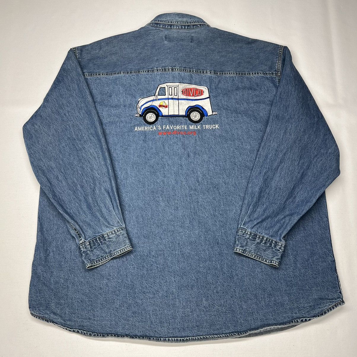VTG Lee Denim Shirt Blue Button Down Embroidered Divco