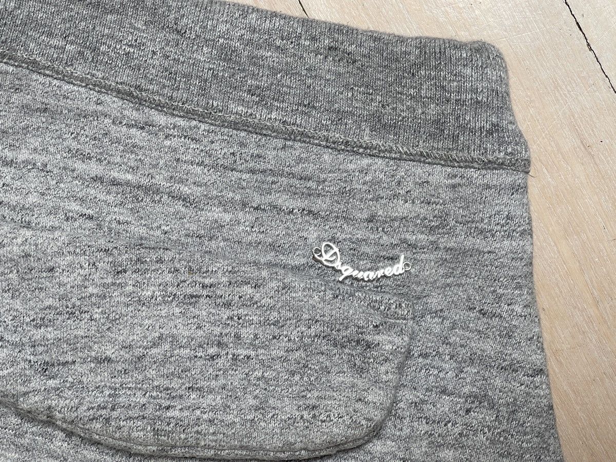 Dsquared2 Dsquared 2 sweat shorts Size US 30 / EU 46 - 13 Thumbnail