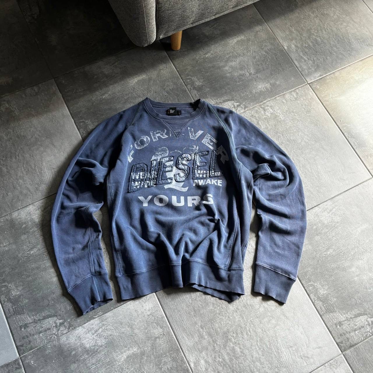 Diesel Vintage Japanese Style Diesel Sweatshirt Big Logo Y2K 00s Size US XXL / EU 58 / 5 - 3 Thumbnail