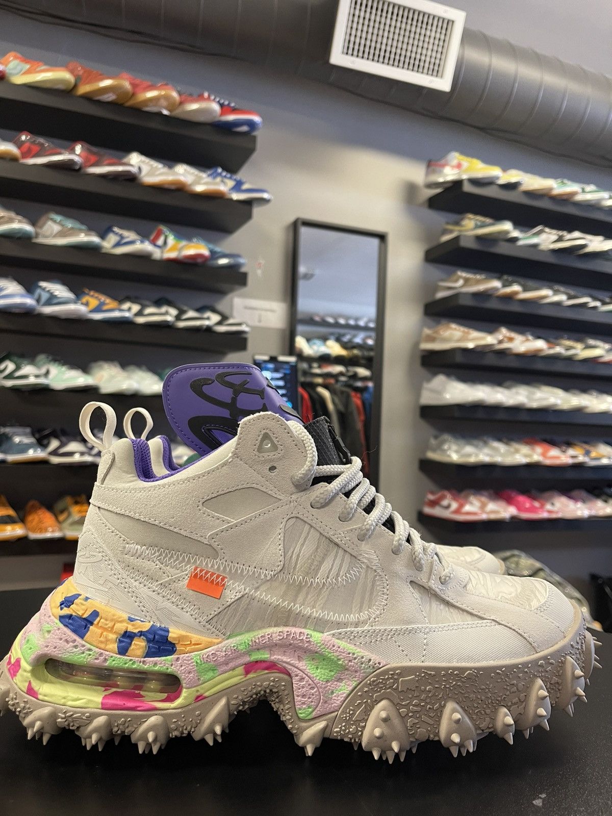 Nike × Off-White Size 10 - Nike Terra Form Off-White Summit White Purple Size US 10 / EU 43 - 5 Thumbnail