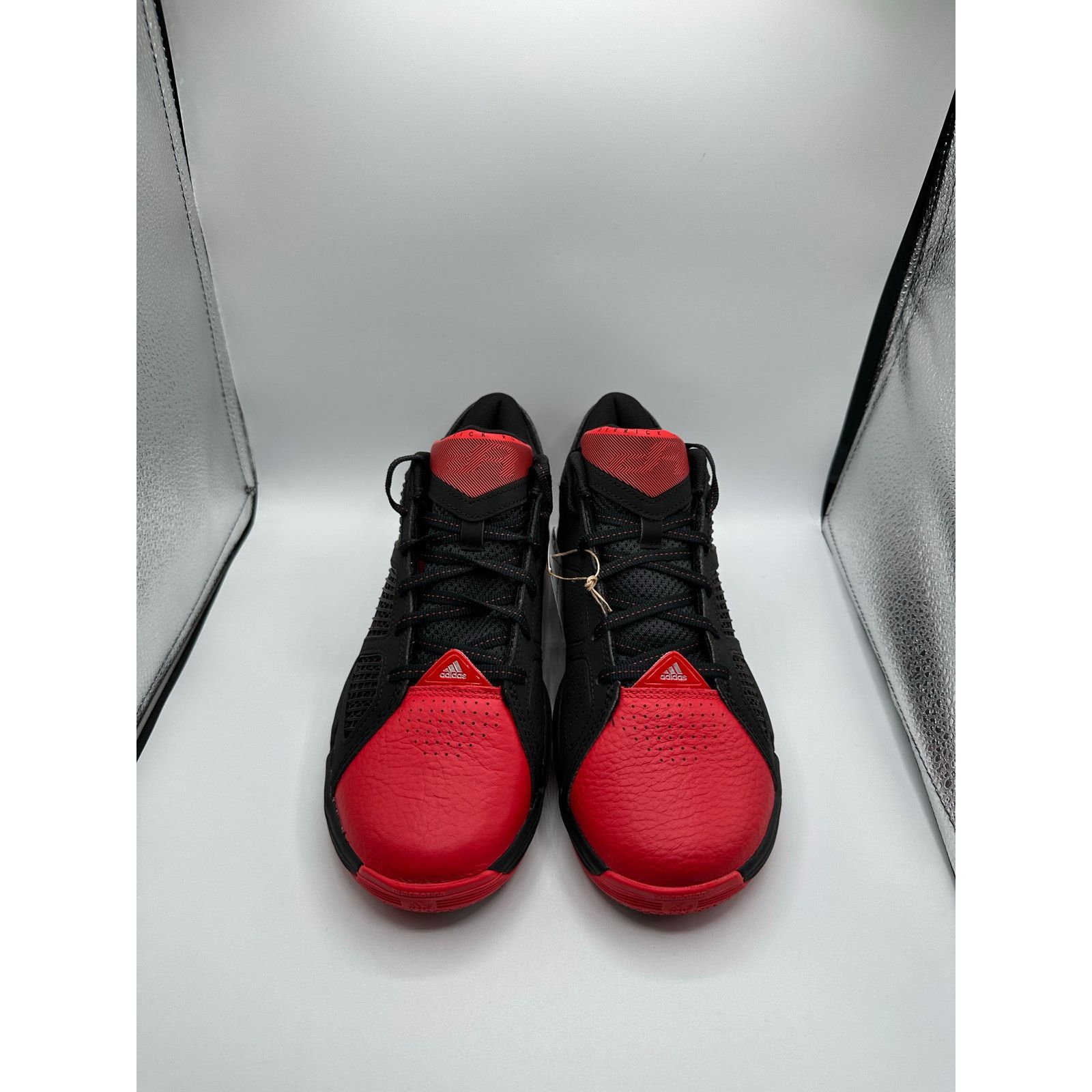 Adidas Adidas Adizero Rose 1.5 Low Restomod “Black Vivid Red”size 8 Size US 8 / EU 41 - 2 Thumbnail