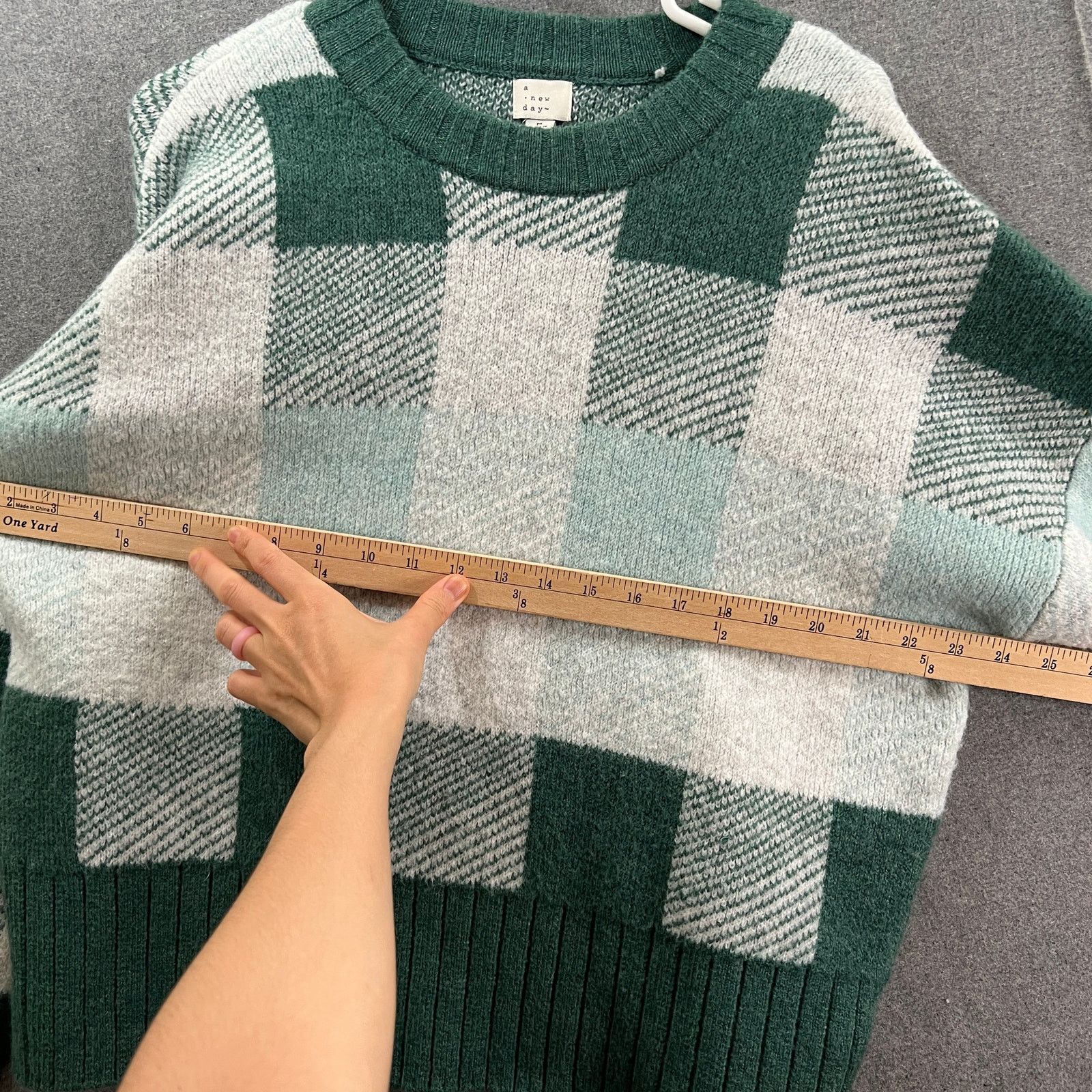 Other a new day Sweater Womens Size M Green Plaid Round Neck Size M / US 6-8 / IT 42-44 - 4 Thumbnail