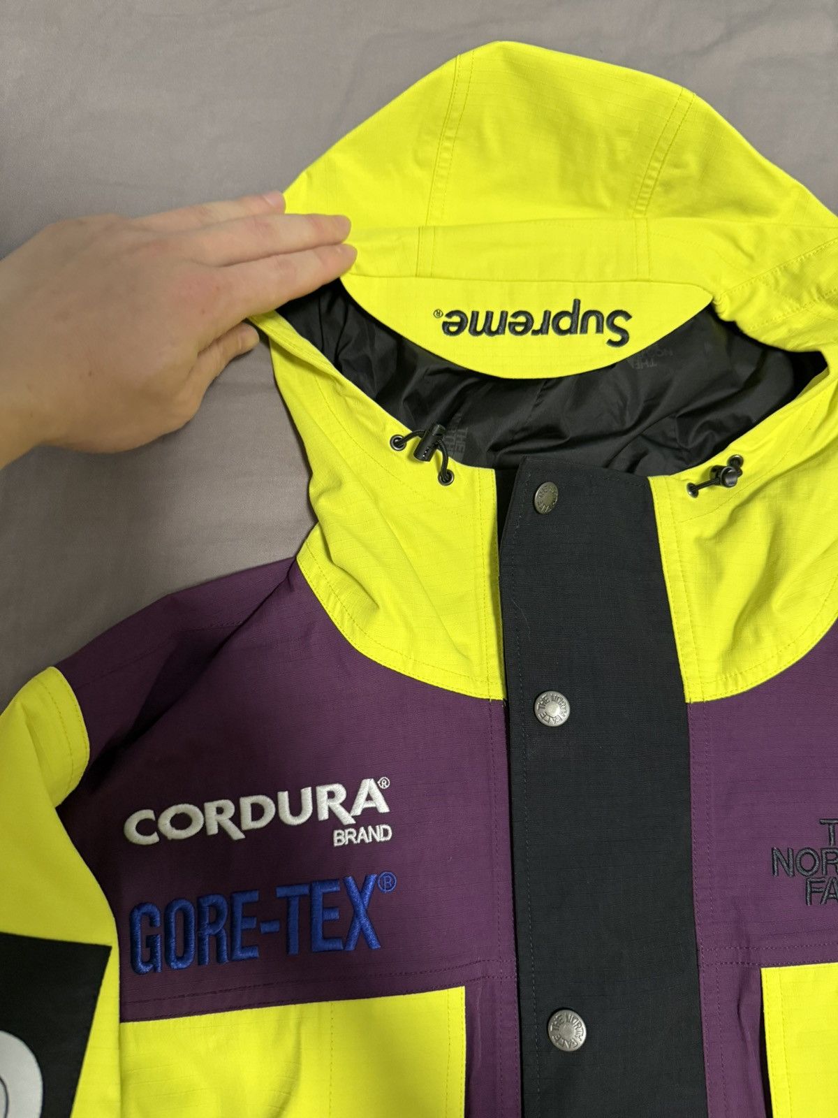 The North Face Supreme tnf north face expedition gore tex Jacket sulphur Size US M / EU 48-50 / 2 - 4 Thumbnail