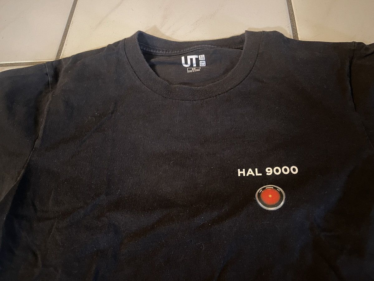 Uniqlo Uniqlo UT 2001: A Space Odyssey HAL 9000 T-Shirt XS Size US XS / EU 42 / 0 - 4 Thumbnail