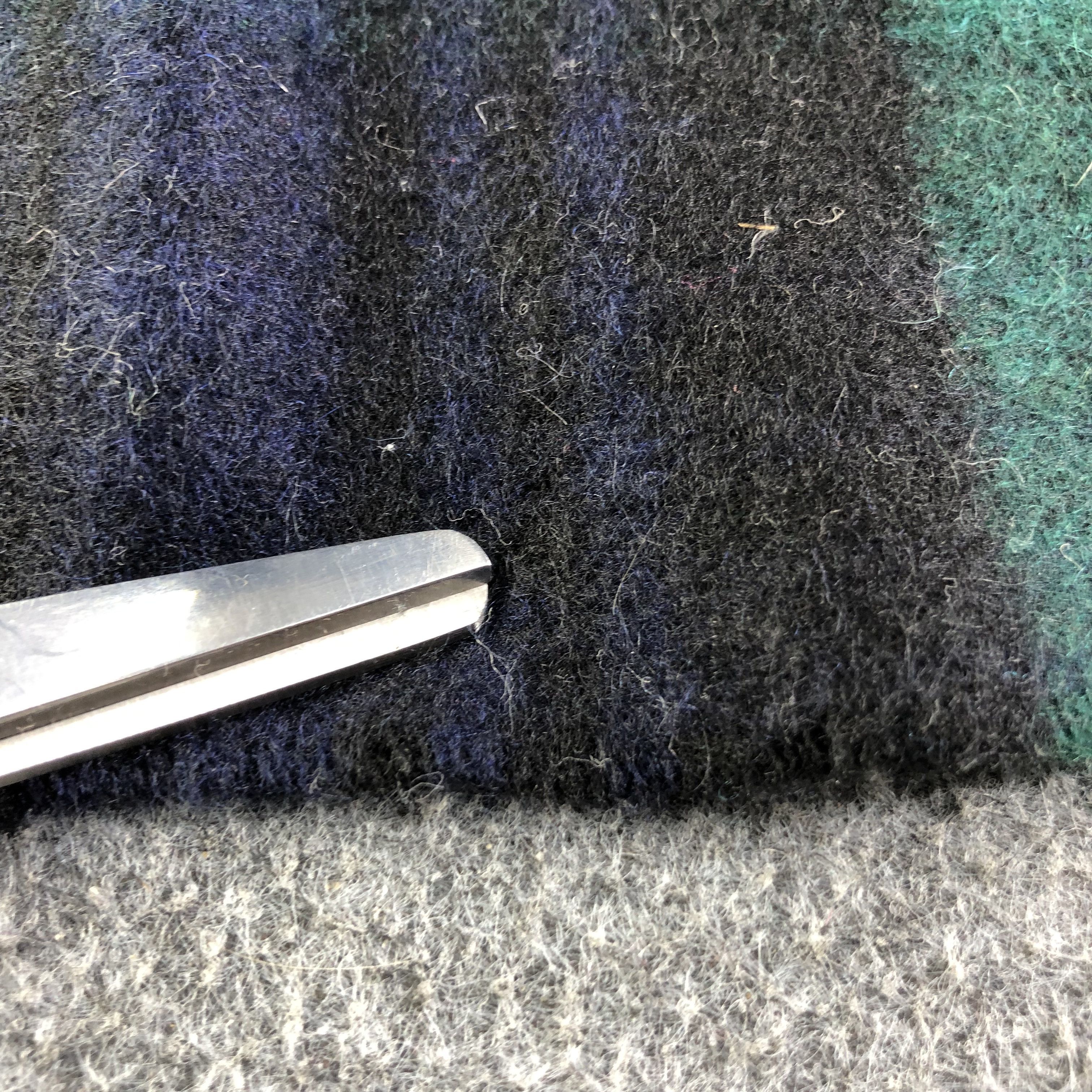 Johnstons Of Elgin Johnstons of Elgin Tartan Cashmere Scarf Muffler V1321 Size ONE SIZE - 10 Thumbnail