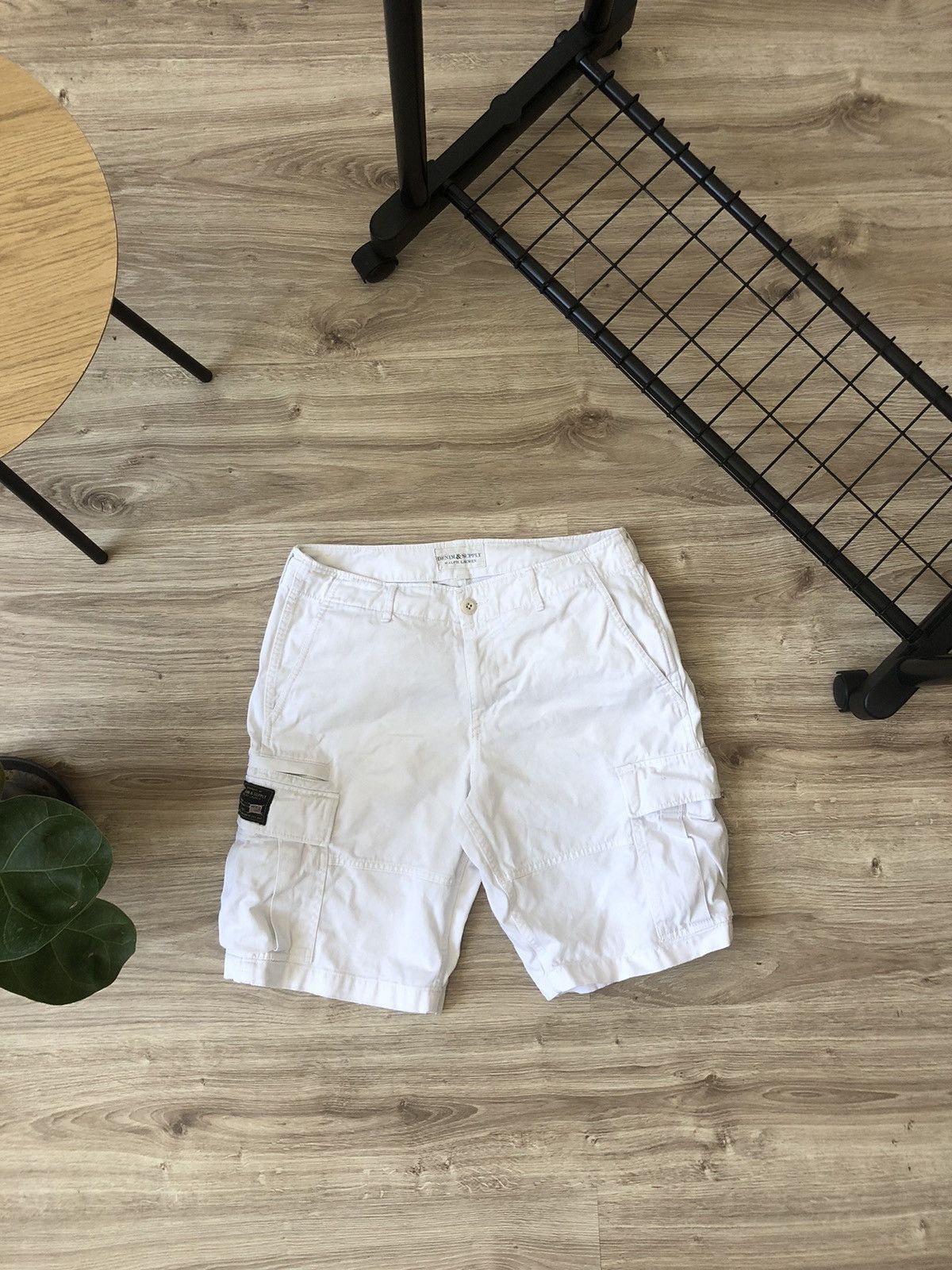 Denim & Supply Ralph Lauren × Vintage Vintage Denim And Supply Ralph Lauren White Cargo Shorts Size US 31 - 1 Thumbnail