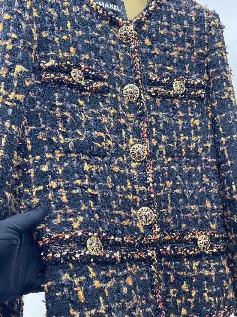 Chanel Chanel Egyptian series black gold narrow version jacket 250 Size XS / US 0-2 / IT 36-38 - 4 Thumbnail