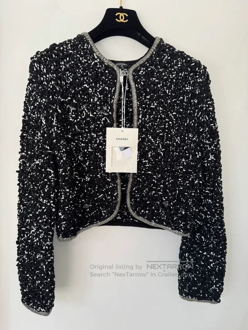 Chanel Chanel Black twill soft tweed diamond button cardigan coat Size XS / US 0-2 / IT 36-38 - 1 Thumbnail