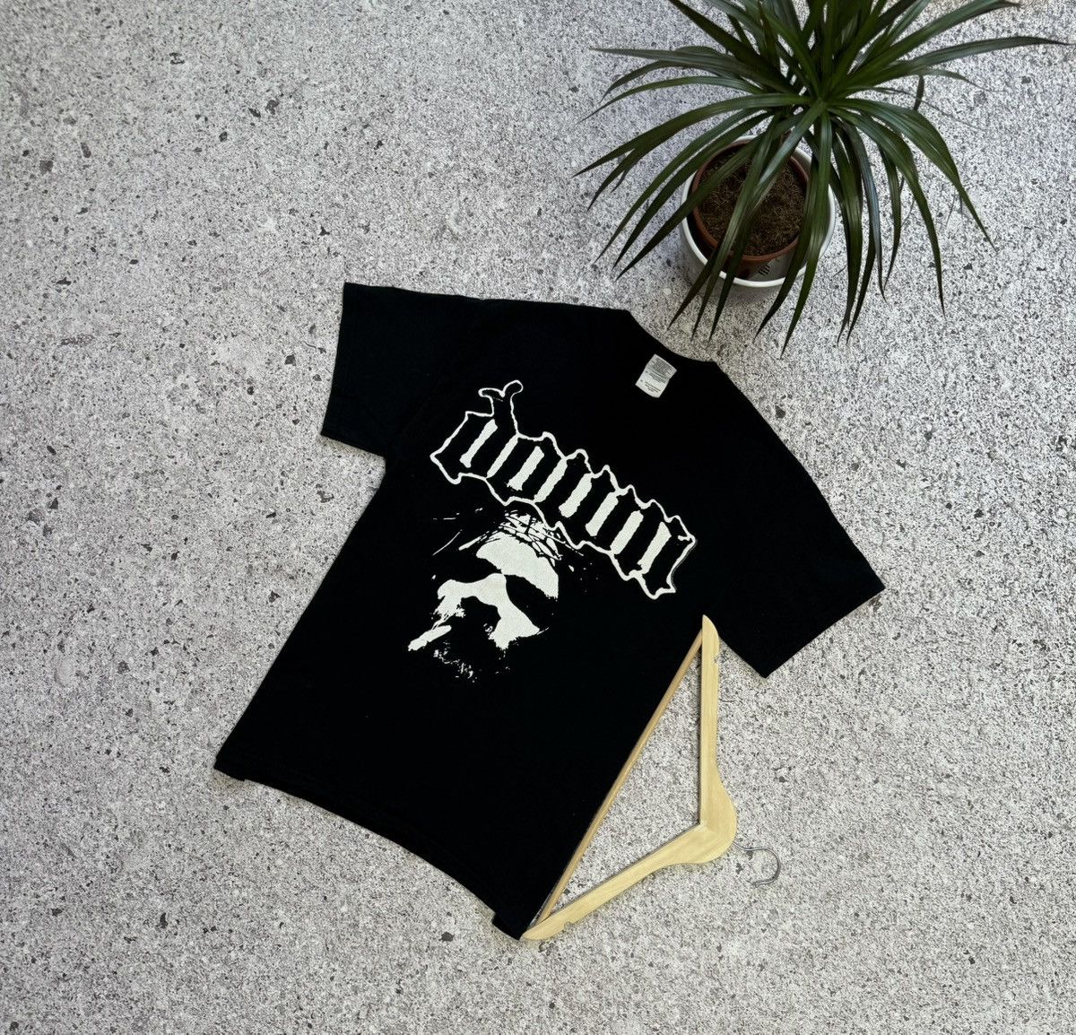 Band Tees × Vintage Vintage 2000’s Down Rock Band Retro T-Shirt 2014 Y2K Hype Size US M / EU 48-50 / 2 - 1 Thumbnail