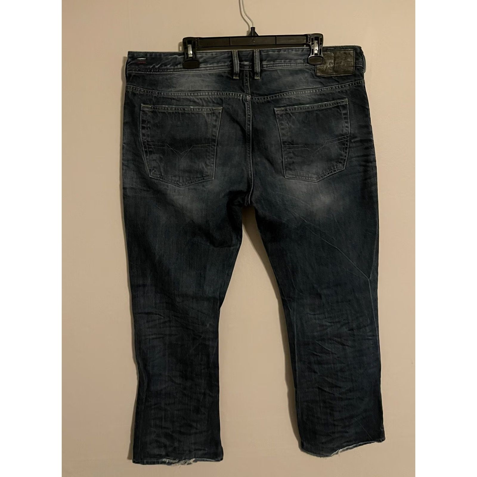 Diesel Diesel Made in Italy Zathan Regular Boot Cut Denim Jeans - Men's 38x31 Blue Cotton Denim Jeans Bootcut Regular 34x? Waist 39 Inseam 31 Inseam.png Size US 38 / EU 54 - 3 Thumbnail