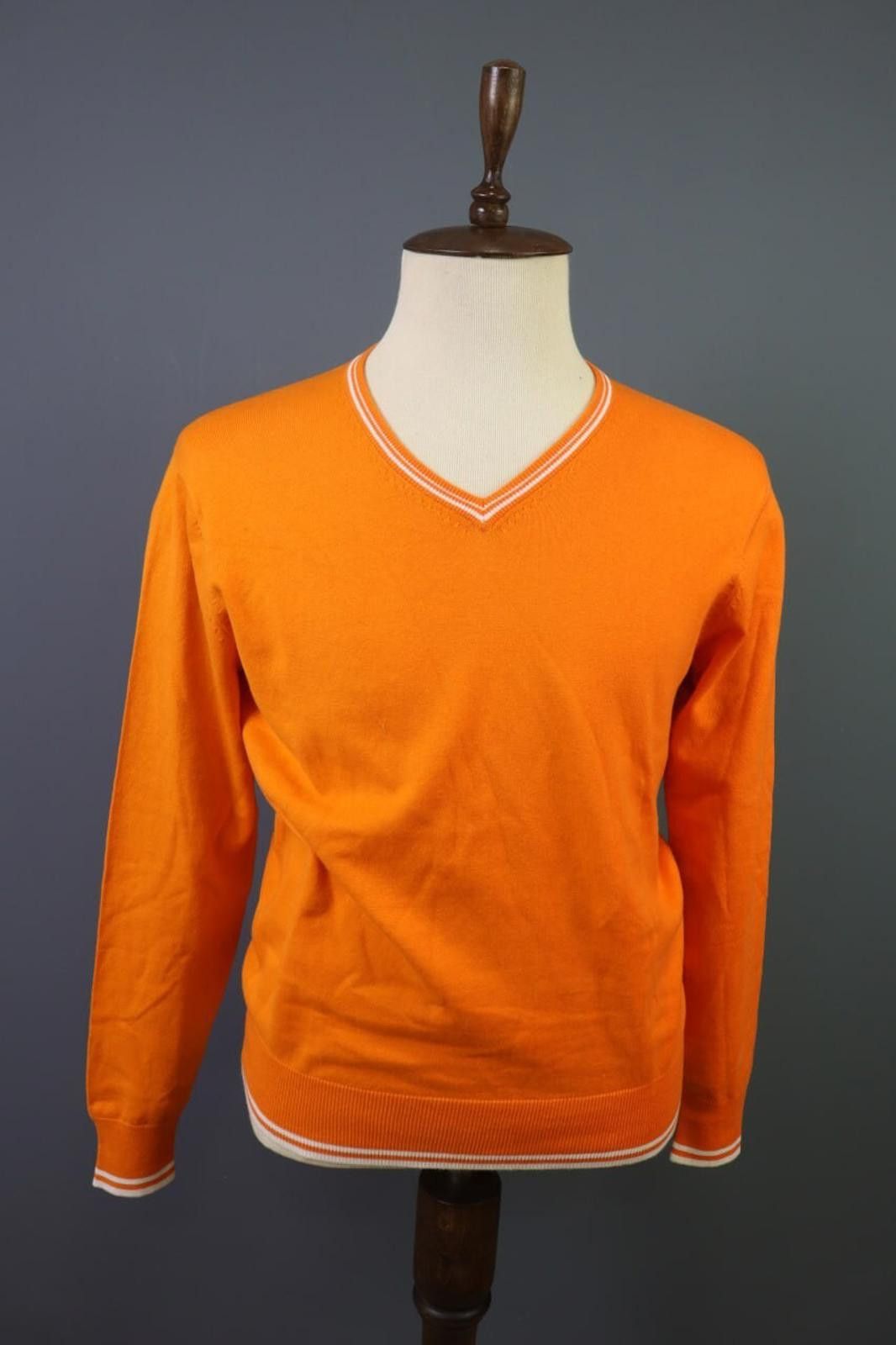 Romeo Gigli Romeo Gigli Orange V-Neck Cashmere Knit Sweater Size M Size US M / EU 48-50 / 2 - 1 Thumbnail