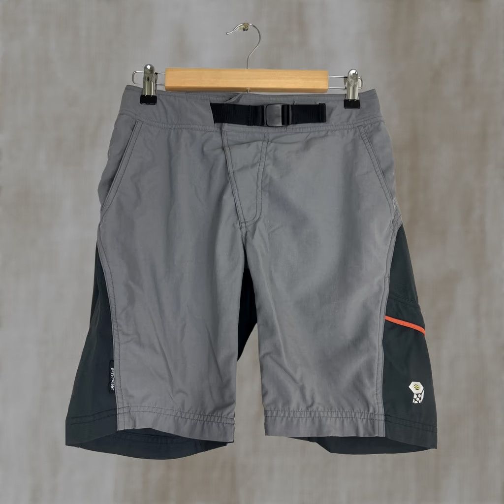 Mountain Hardwear Mountain Hard Wear Shorts Hiking Womens 8 Gray Belted Hook & Loop 4-Pocket Lightweight Quick Dry Utility Outdoor 90s Size 30" / US 8 / IT 44 - 1 Thumbnail