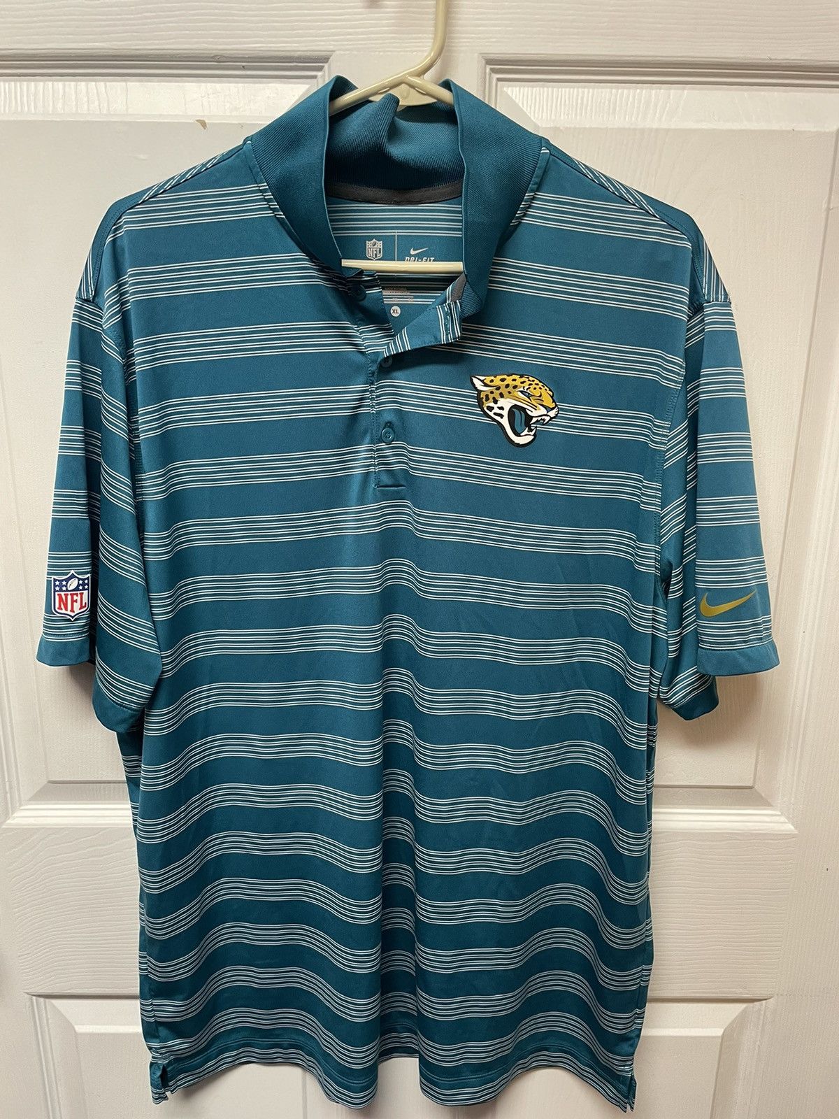 NFL × Nike × Vintage Jacksonville Jaguars Polo Size US XL / EU 56 / 4 - 1 Thumbnail