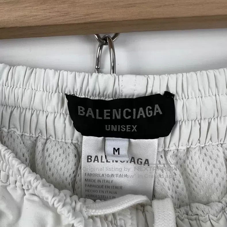 Balenciaga Balenciaga Size M White large logo embroidered nylon track Size US 27 - 6 Thumbnail