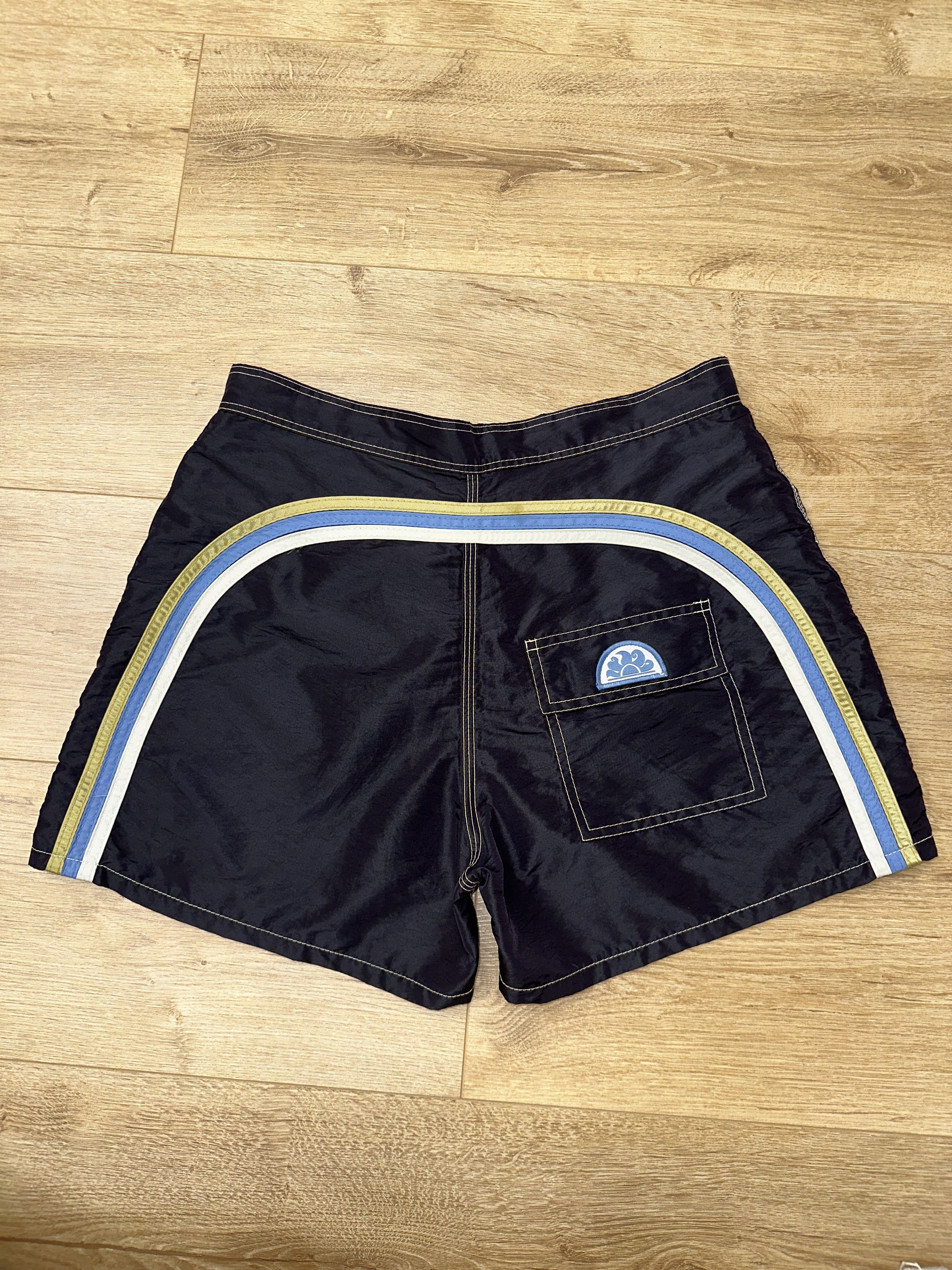 Sundek Sundek 32 Swim Shorts Black Rainbow Arc Surf Trunks Size 32 Size US 32 / EU 48 - 2 Thumbnail