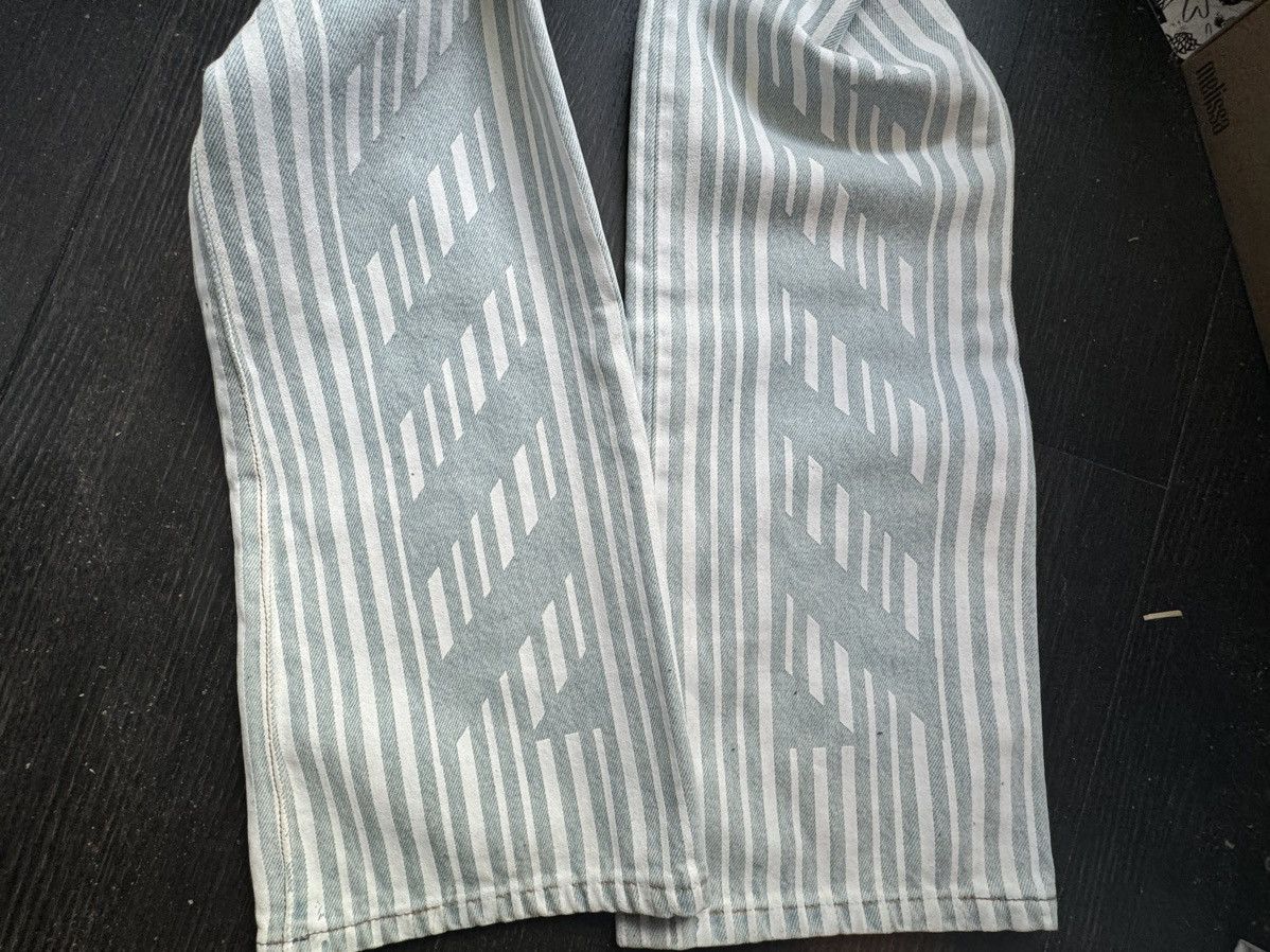 Off-White Off-white striped jeans with receipt Size 26" / US 2 / IT 38 - 3 Thumbnail