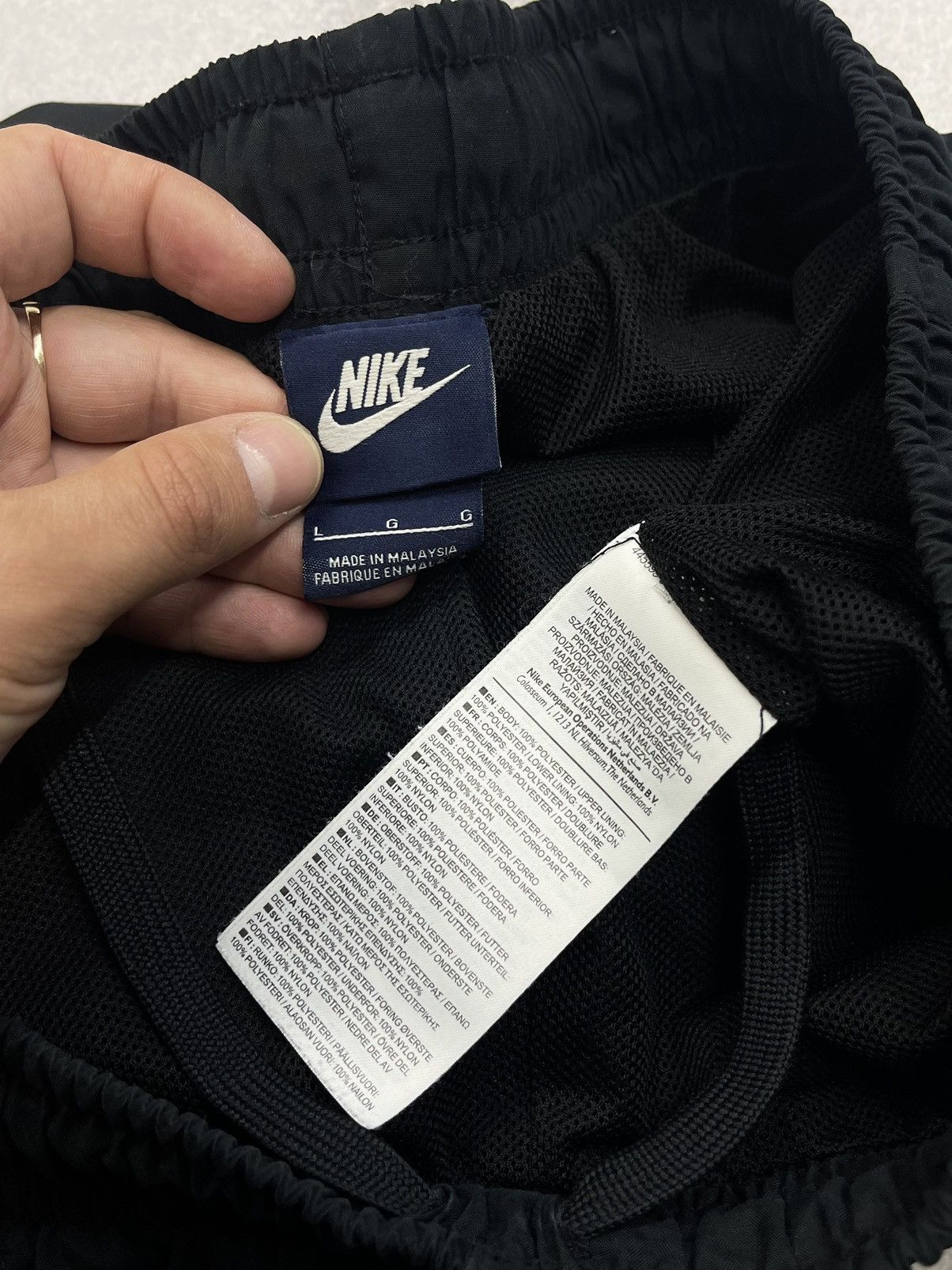 Nike × Nike ACG × Vintage Vintage Nike Nylon Black Sweatpants Drill Y2K ACG TN Size US 34 / EU 50 - 8 Thumbnail