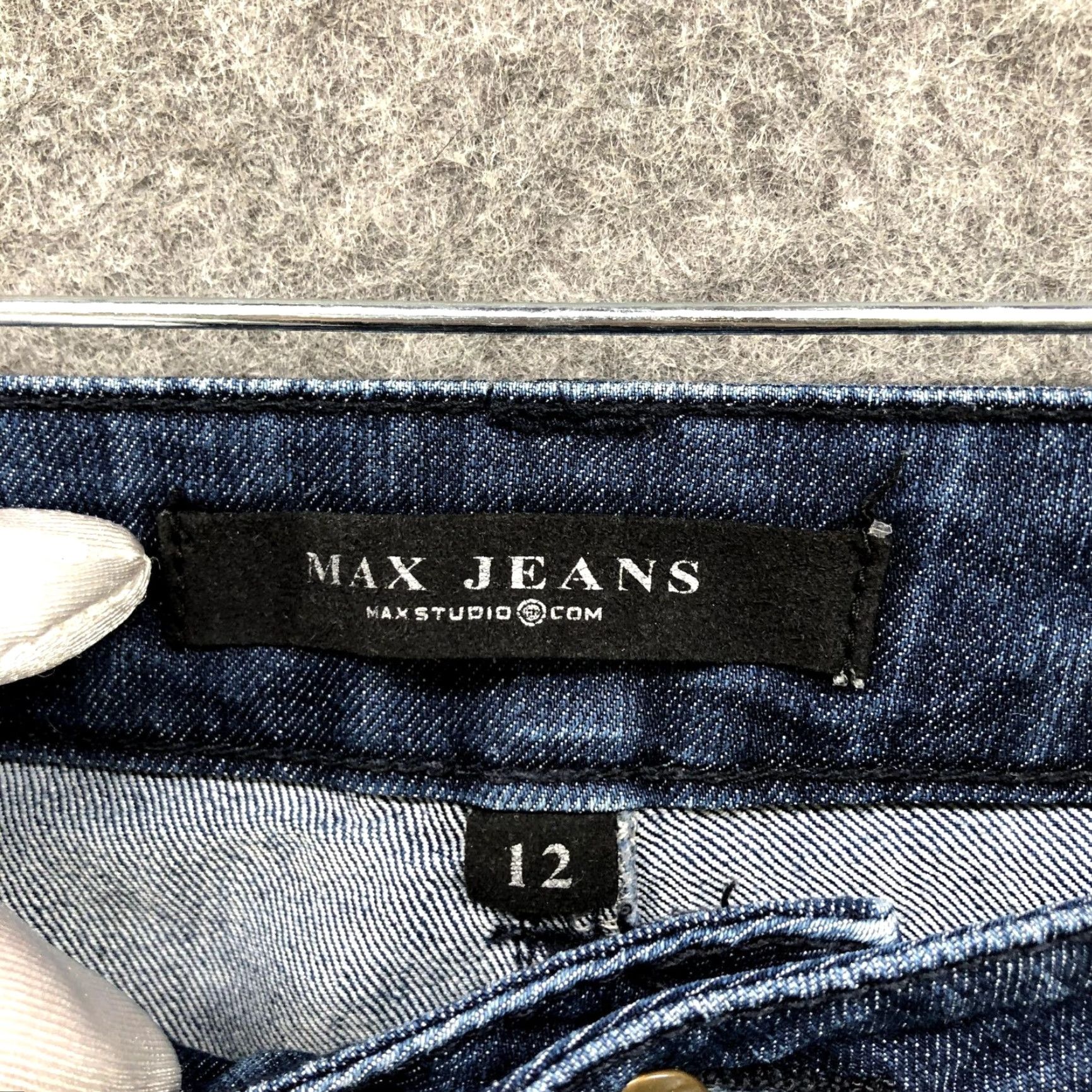 Vintage Max Studio Slim Jeans Womens 12 Mid Rise Stretch Blue Dark Wash Skinny Size 35" - 6 Thumbnail