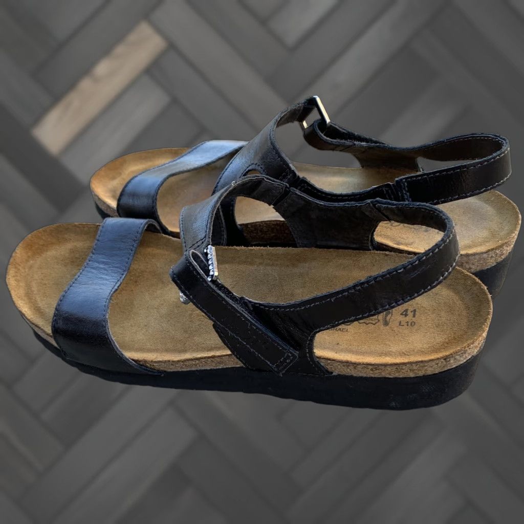Vintage NAOT Pamela wedge Sandal Black Leather 41 Ladies 10 - Naot - Sandal - Wedge - Leather - Hook & Loop - Strappy - Travel Casual - Women - Vintage: No Size US 10 / IT 40 - 1 Thumbnail