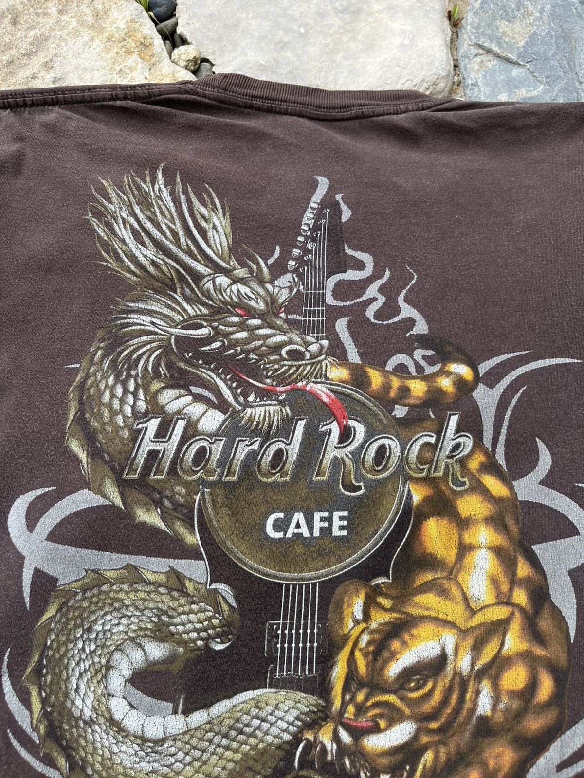 Hard Rock Cafe × Vintage Vintage Hard Rock Cafe Athens y2k dragon tiger tee t-shirt Size US L / EU 52-54 / 3 - 17 Thumbnail