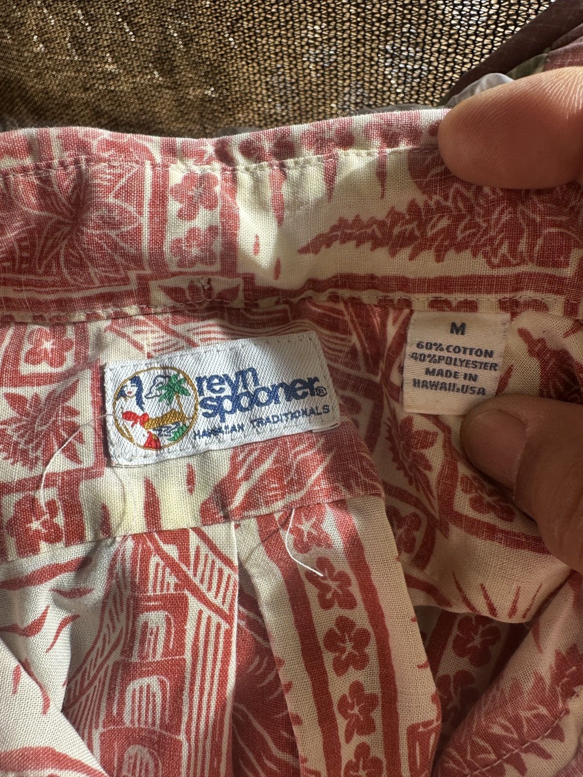 Reyn Spooner PreOwned Reyn Spooner Red Hawaiian Print 3/4 Button Men's M Size US M / EU 48-50 / 2 - 4 Thumbnail