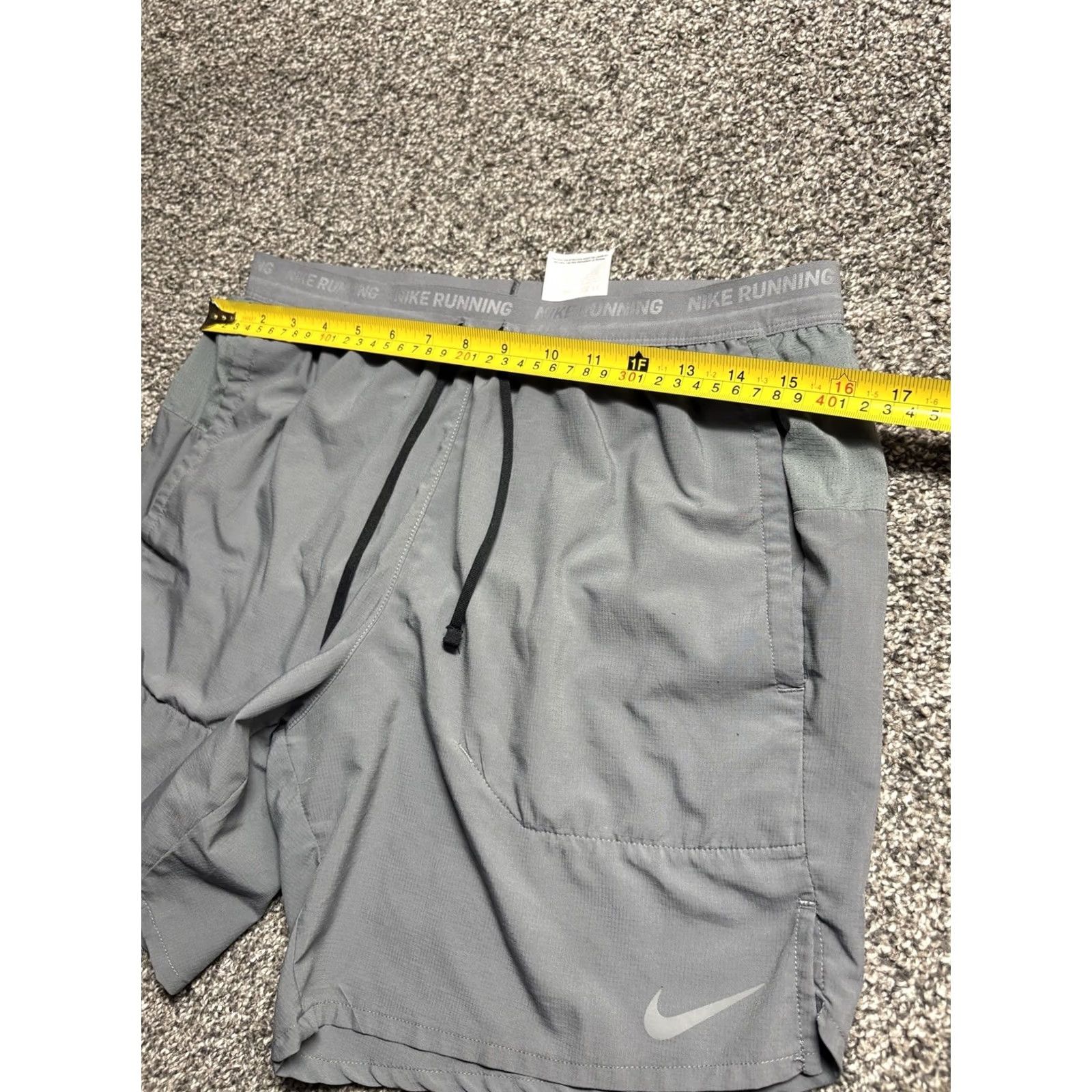 Nike Nike Flex Stride Running Shorts Mens Medium Gray 7” Brief Lined Gym DM4761 Size US 31 - 7 Thumbnail