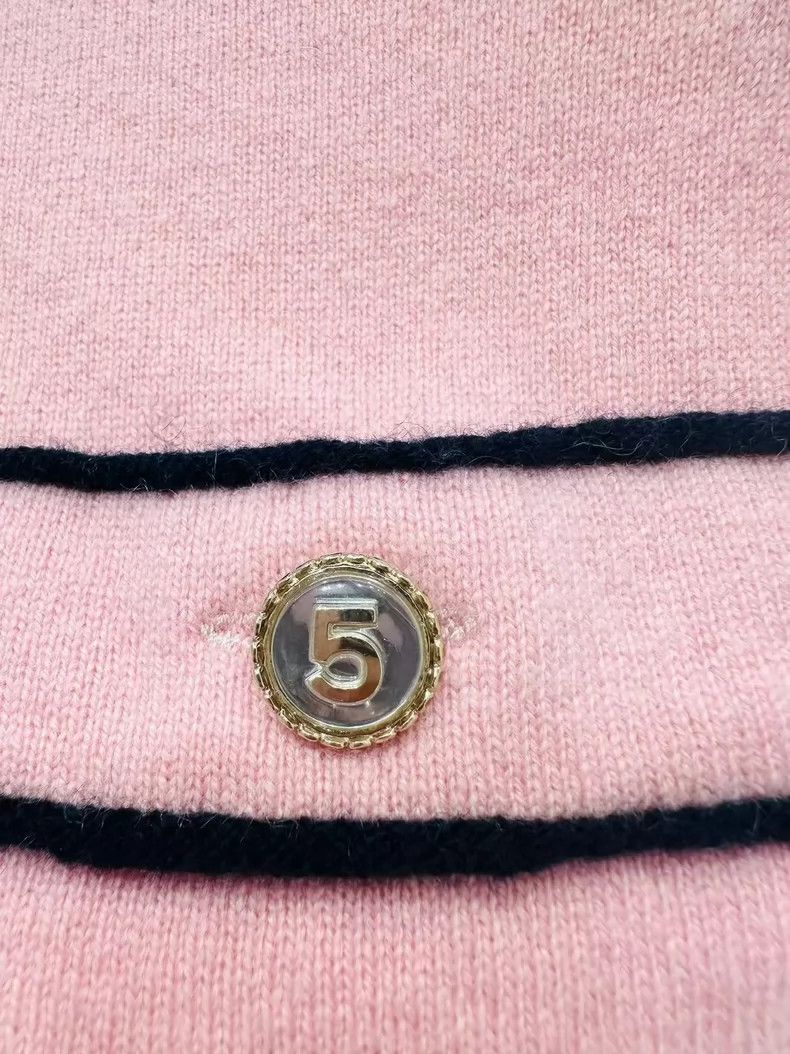 Chanel Chanel Cartoon cardigan jacket Size XXS / US 00 / IT 34 - 4 Thumbnail