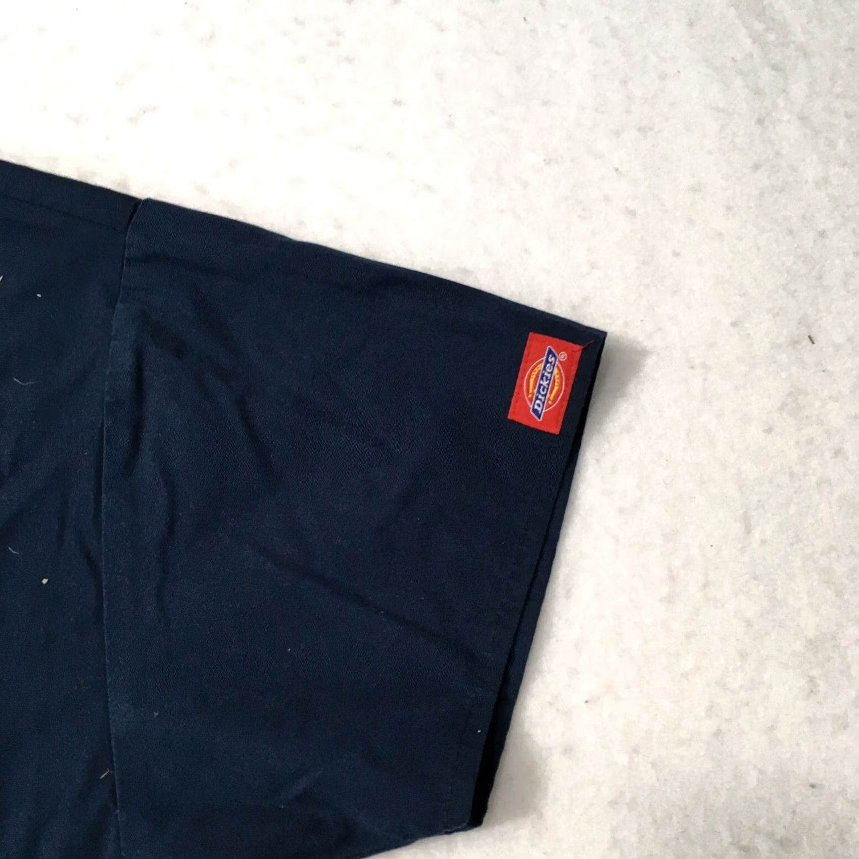 Dickies Dickies Scrub Top XS Navy Blue with Slant Pockets Womens V-Neck Navy Blue Scrub Top XS Dickies Size US XS / EU 42 / 0 - 5 Thumbnail