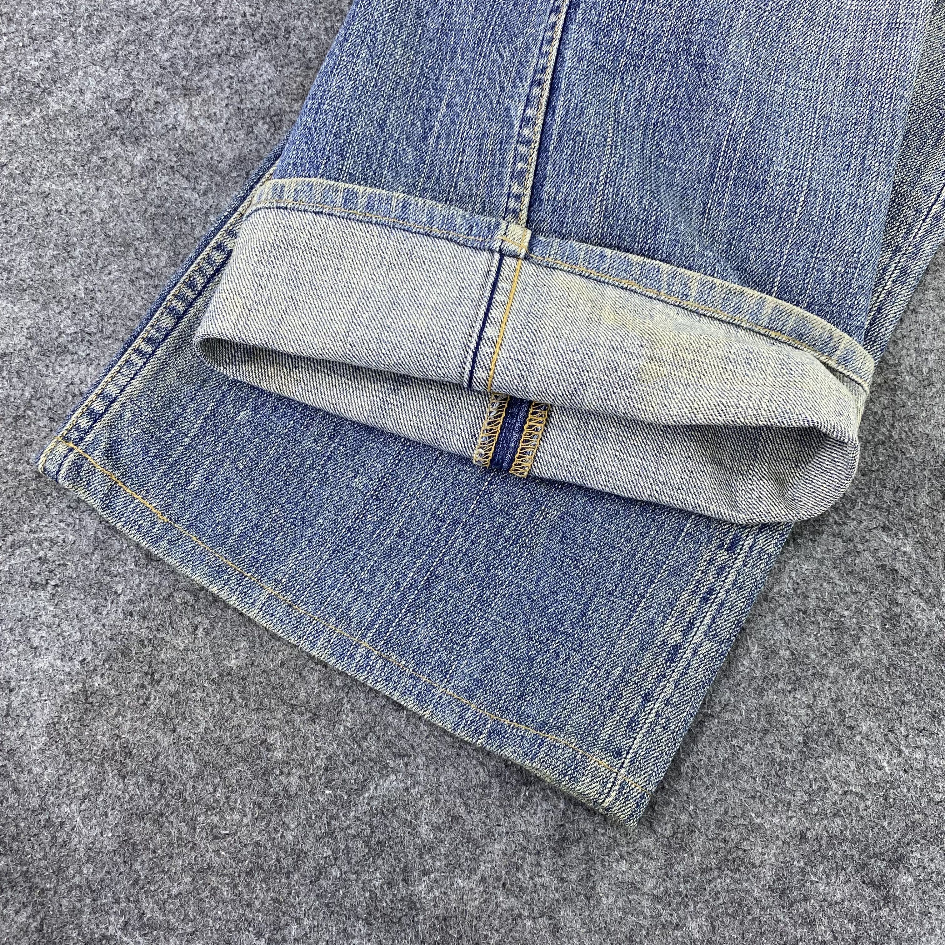 Levi's × Levi's Vintage Clothing × Vintage Vintage Levi's Distressed Blue Wash Jeans-J1178 Size US 38 / EU 54 - 12 Thumbnail