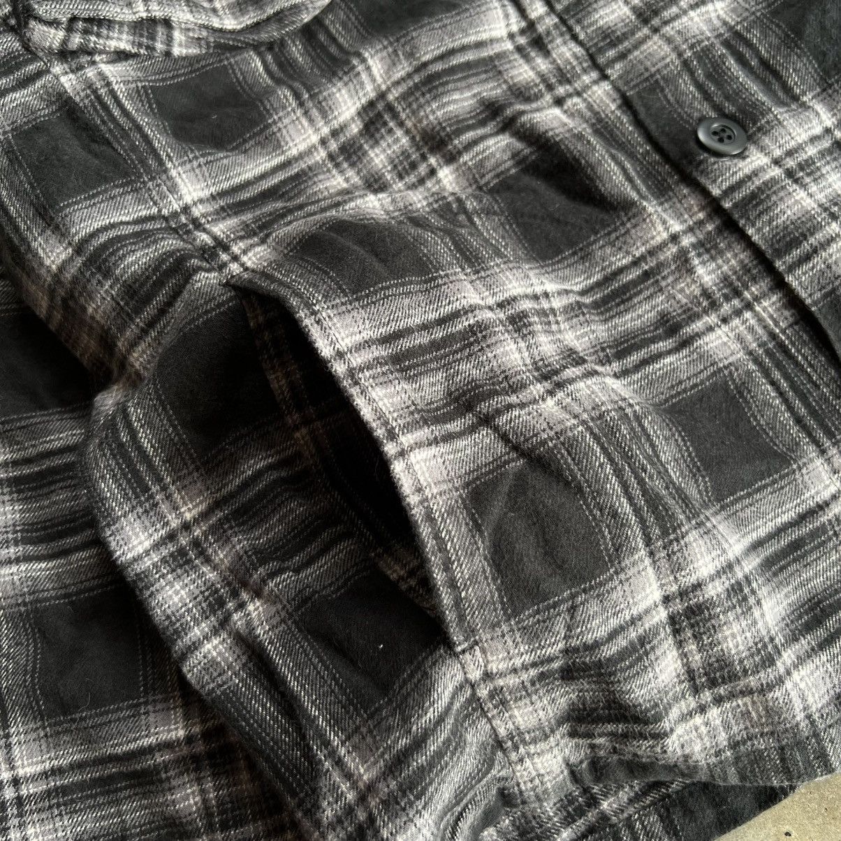 Beams Japan International Gallery Beams Millitary Flannel Shirt Size US L / EU 52-54 / 3 - 6 Thumbnail