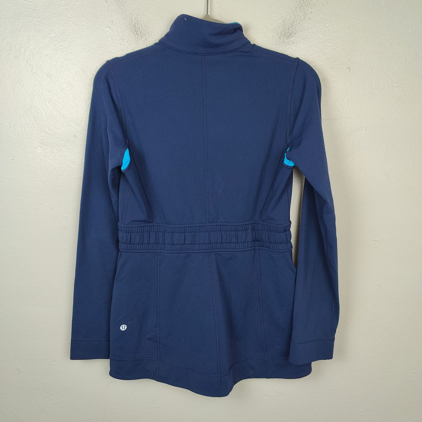 Lululemon Lululemon Jacket Womens Small Luon Full Zip Cinch Waist Size S / US 4 / IT 40 - 5 Thumbnail