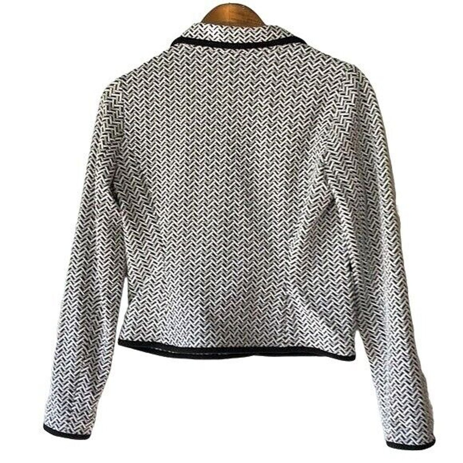 Unknown London Doncaster Tailored Blazer Jacket White and Navy Size 4 Size S / US 4 / IT 40 - 2 Thumbnail